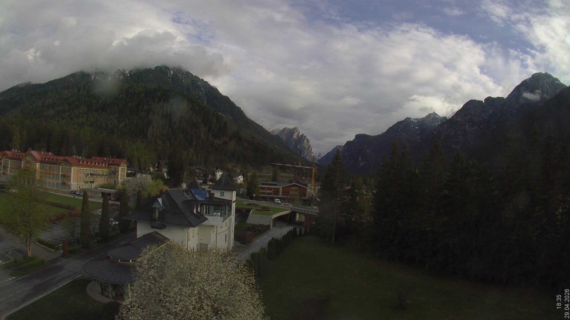 Archived image Webcam Apparthotel Germania - Höhlenstein Valley