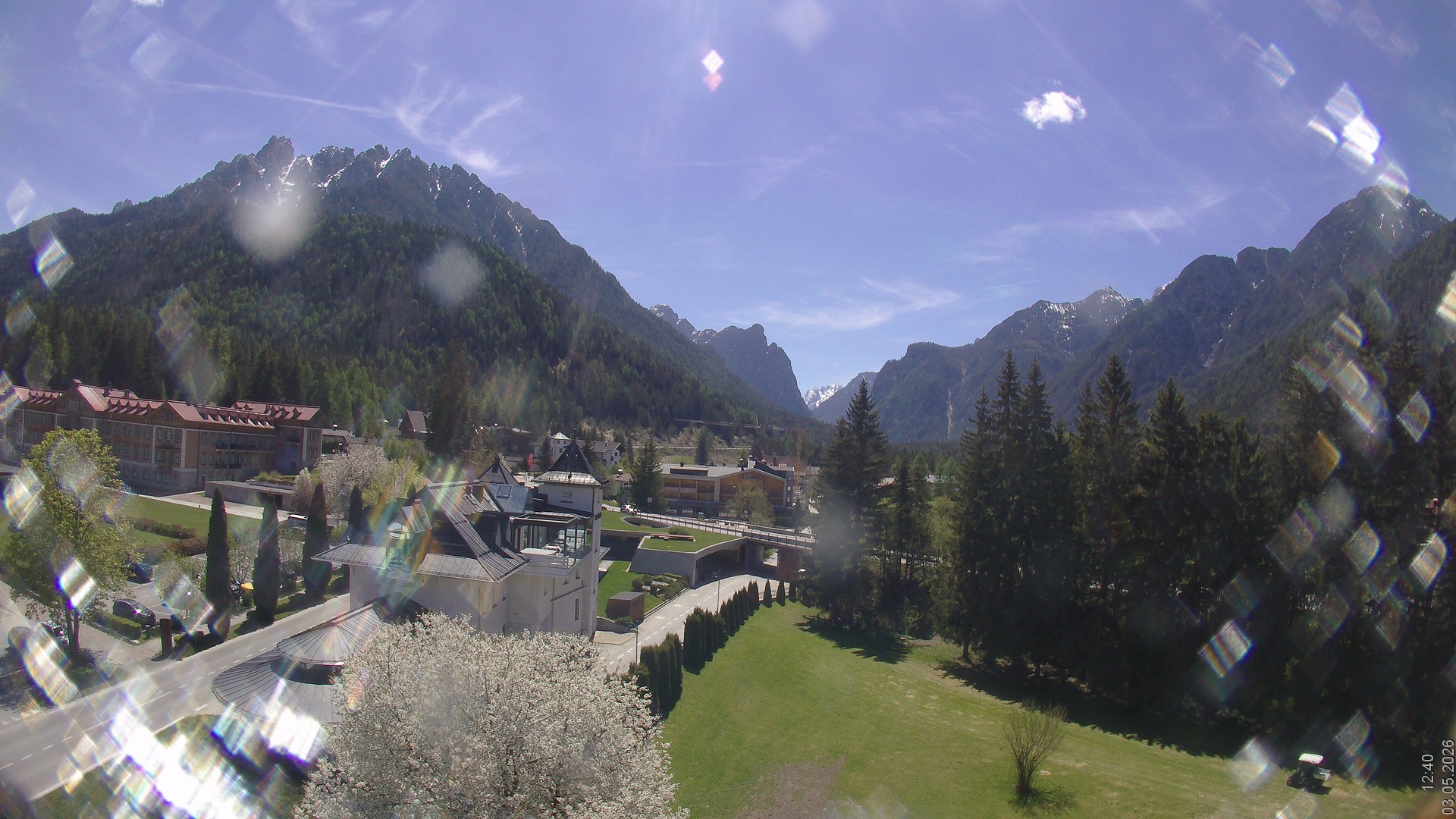 Archiv Foto Webcam Apparthotel Germania – Blick auf das Höhlensteintal