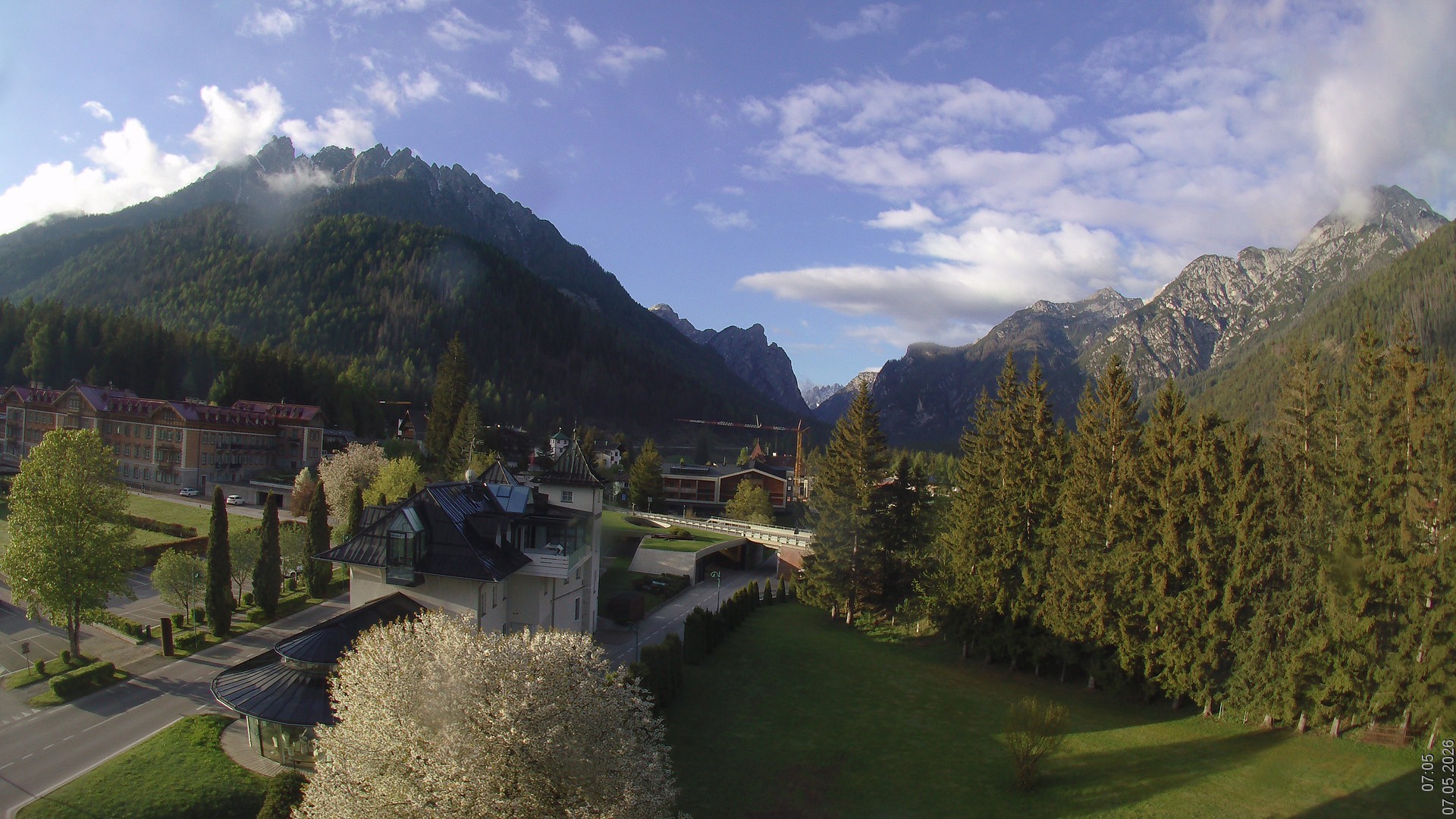 Archived image Webcam Apparthotel Germania - Höhlenstein Valley