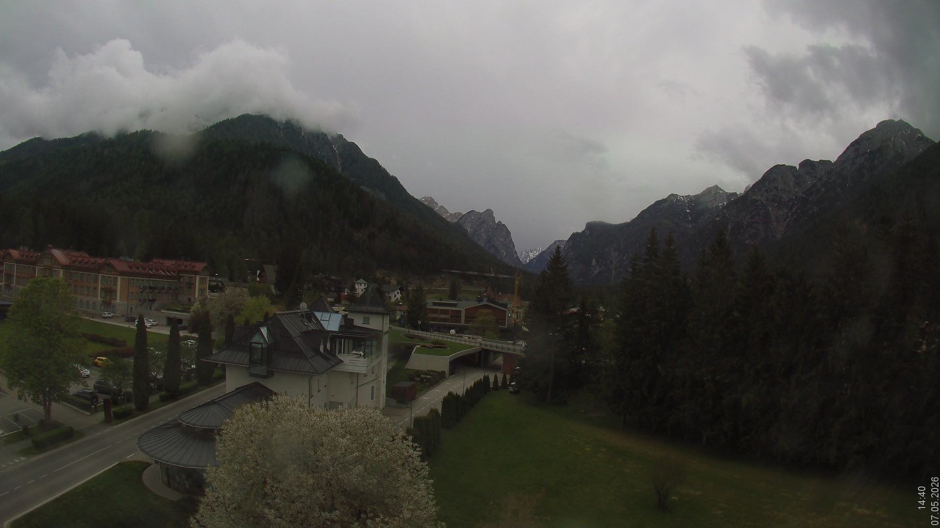 Archived image Webcam Apparthotel Germania - Höhlenstein Valley