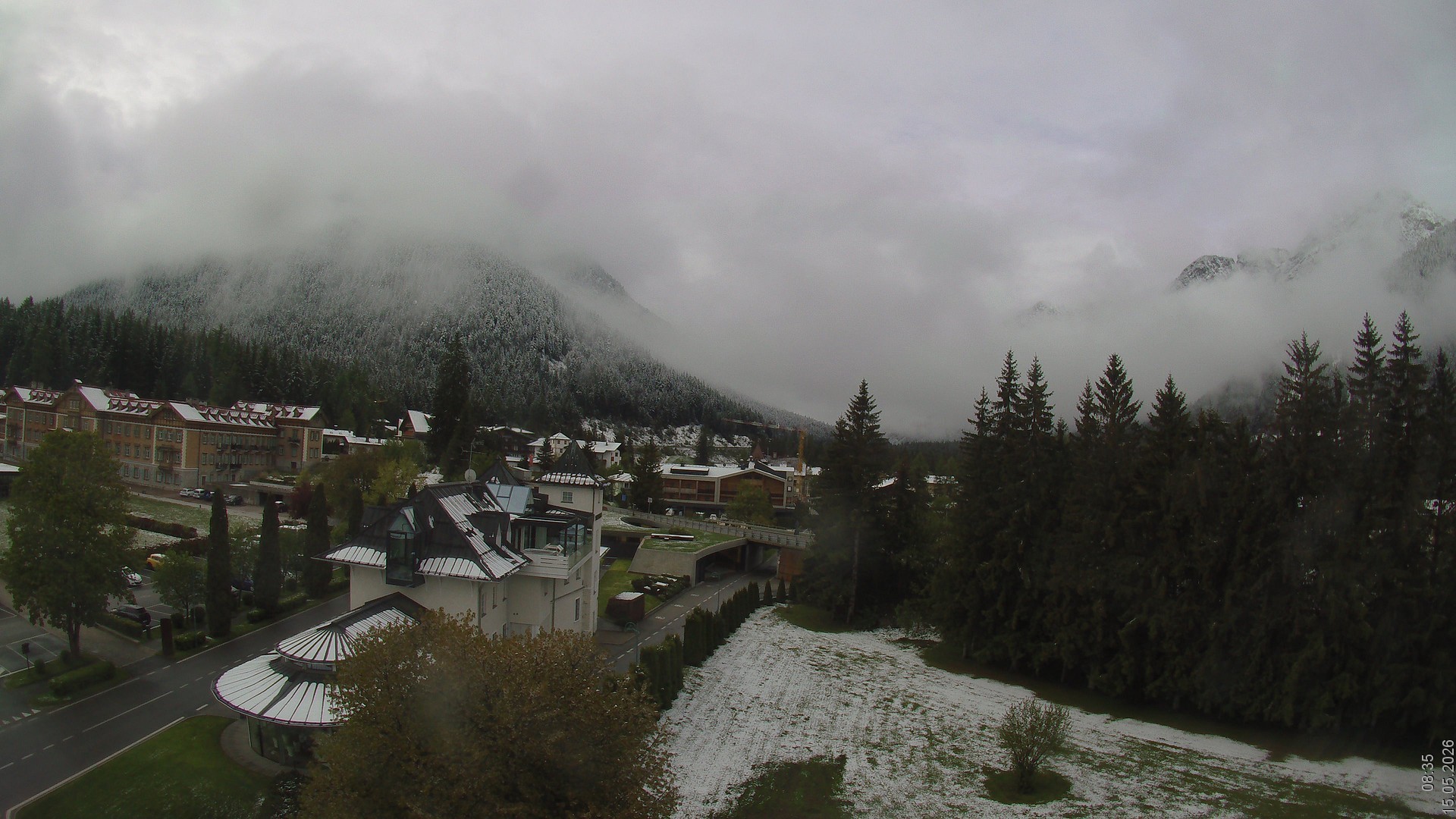 Archiv Foto Webcam Apparthotel Germania – Blick auf das Höhlensteintal