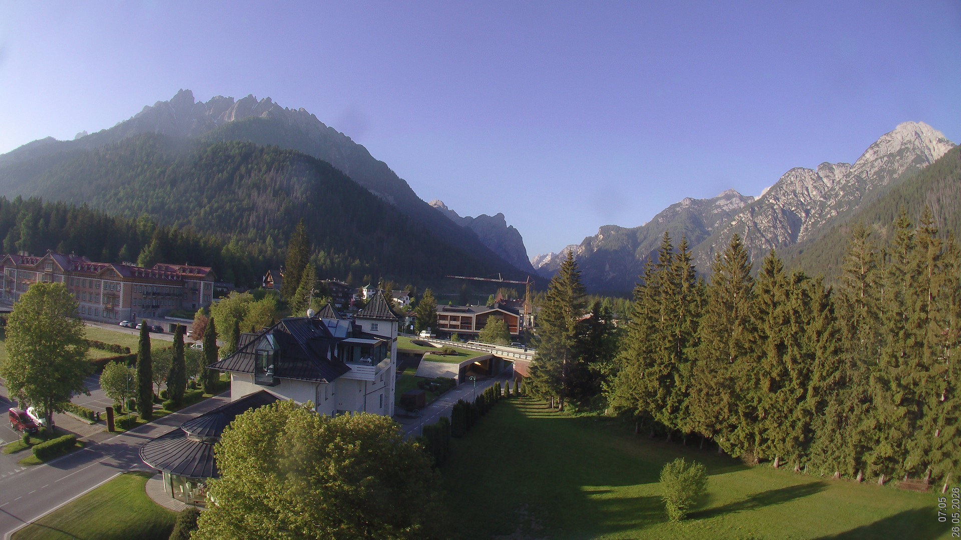 Archiv Foto Webcam Apparthotel Germania – Blick auf das Höhlensteintal