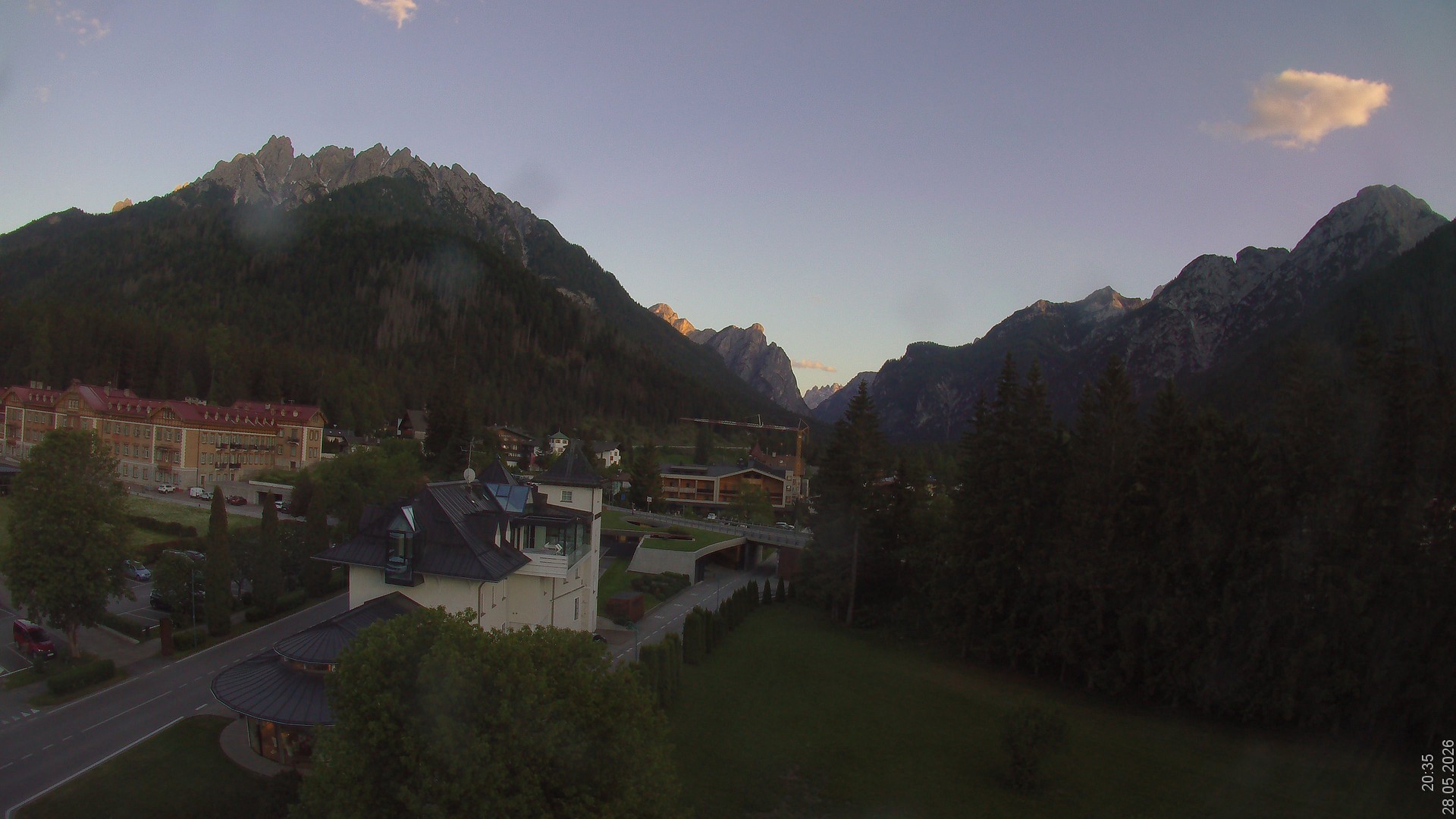 Archived image Webcam Apparthotel Germania - Höhlenstein Valley