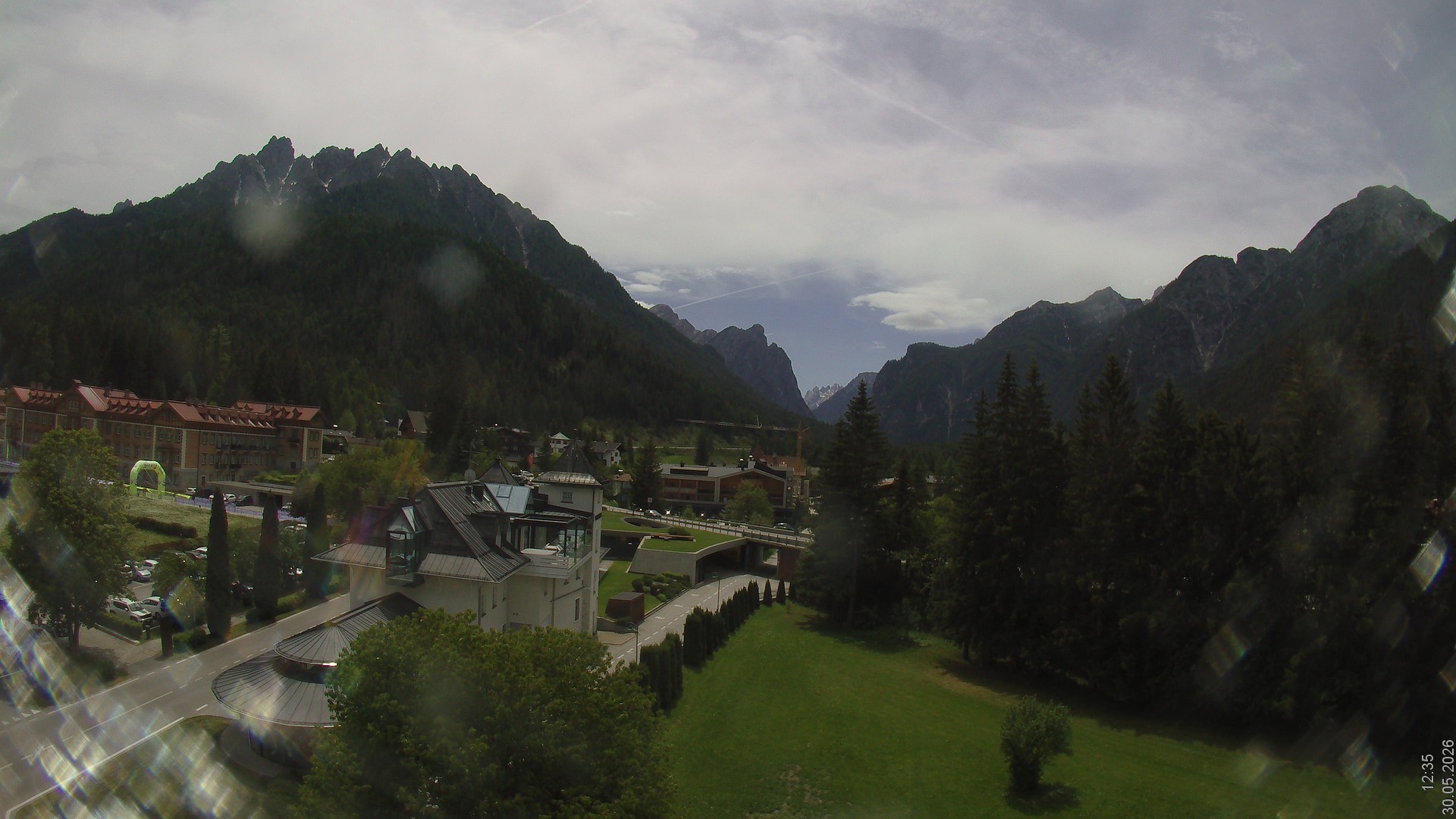 Archiv Foto Webcam Apparthotel Germania – Blick auf das Höhlensteintal