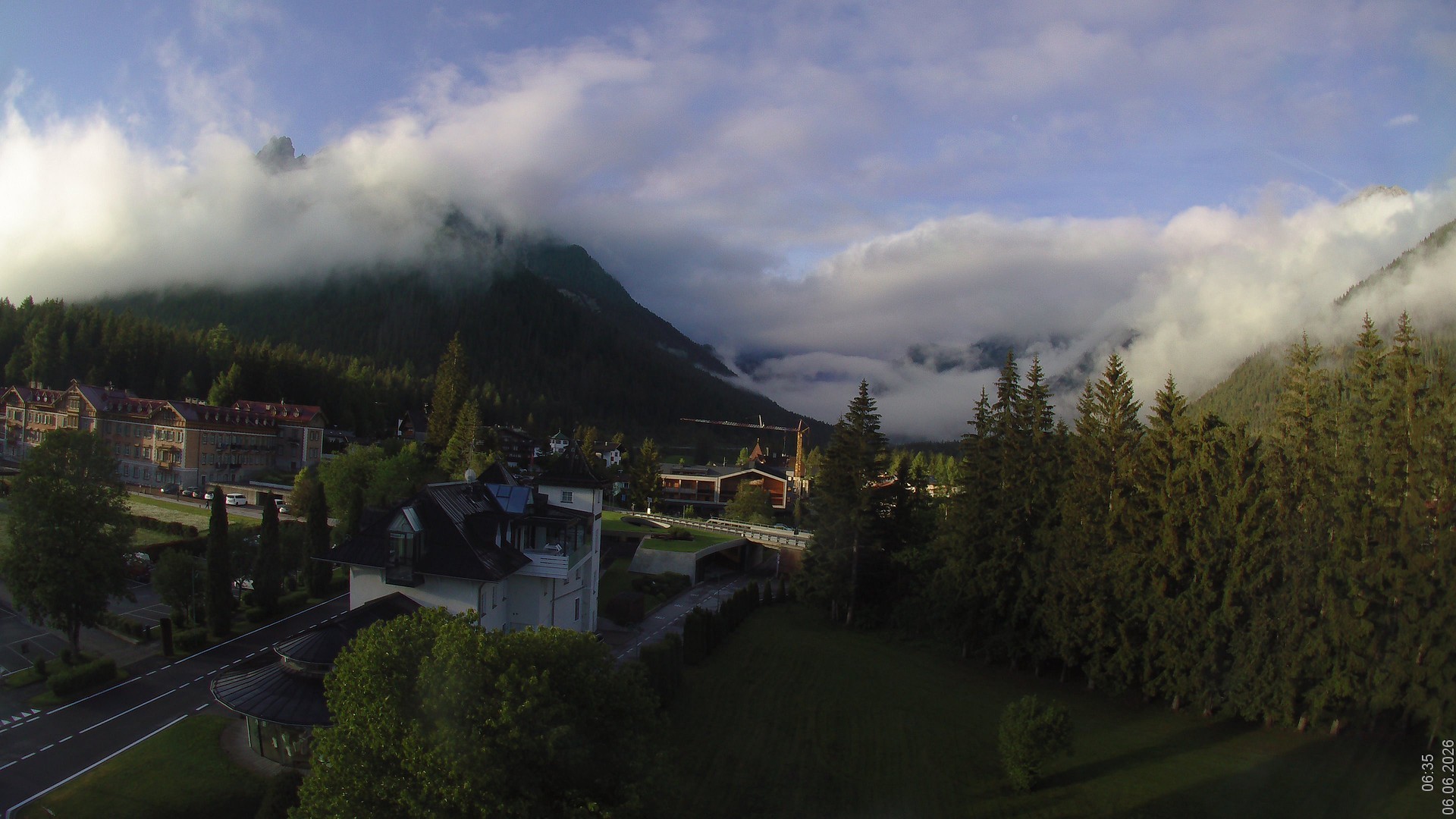 Archived image Webcam Apparthotel Germania - Höhlenstein Valley