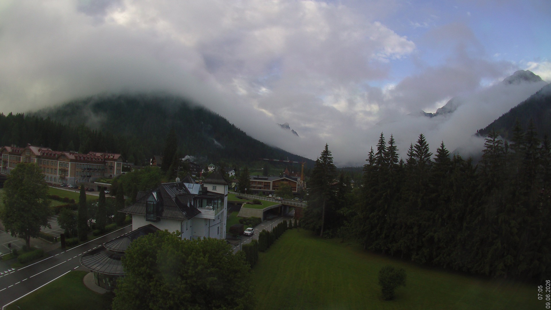 Archived image Webcam Apparthotel Germania - Höhlenstein Valley