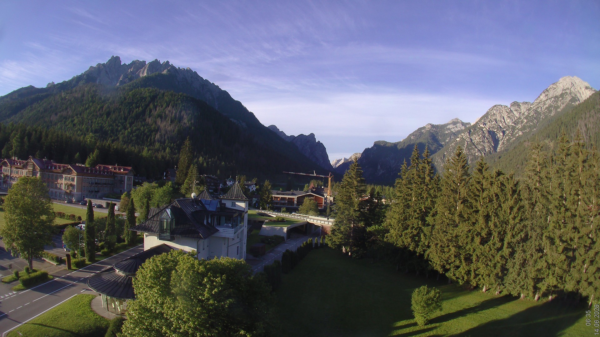 Archived image Webcam Apparthotel Germania - Höhlenstein Valley
