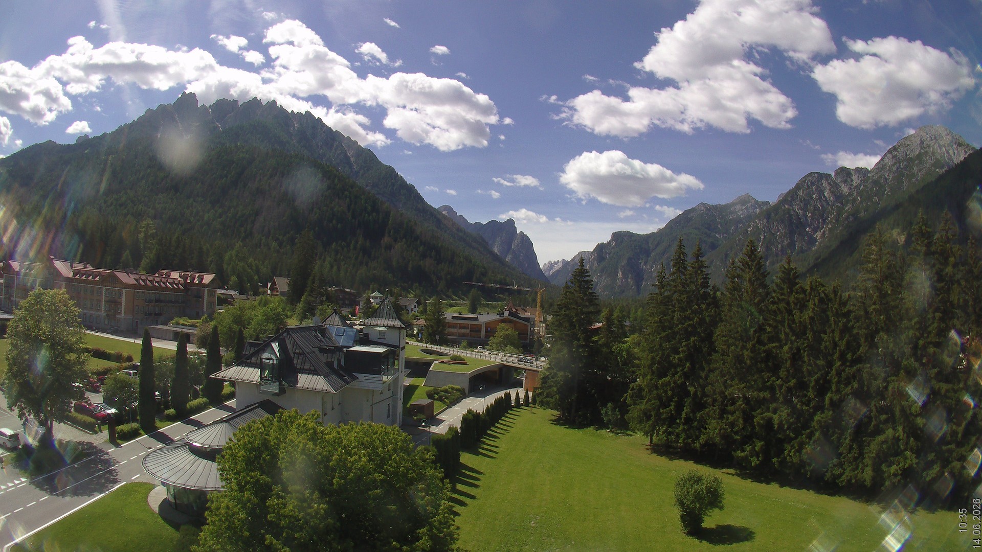 Archived image Webcam Apparthotel Germania - Höhlenstein Valley