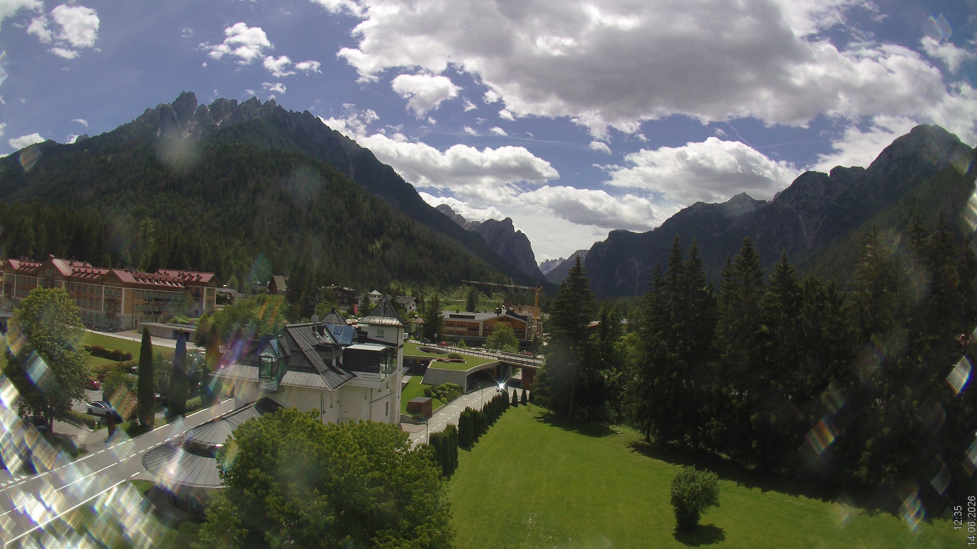 Archived image Webcam Apparthotel Germania - Höhlenstein Valley