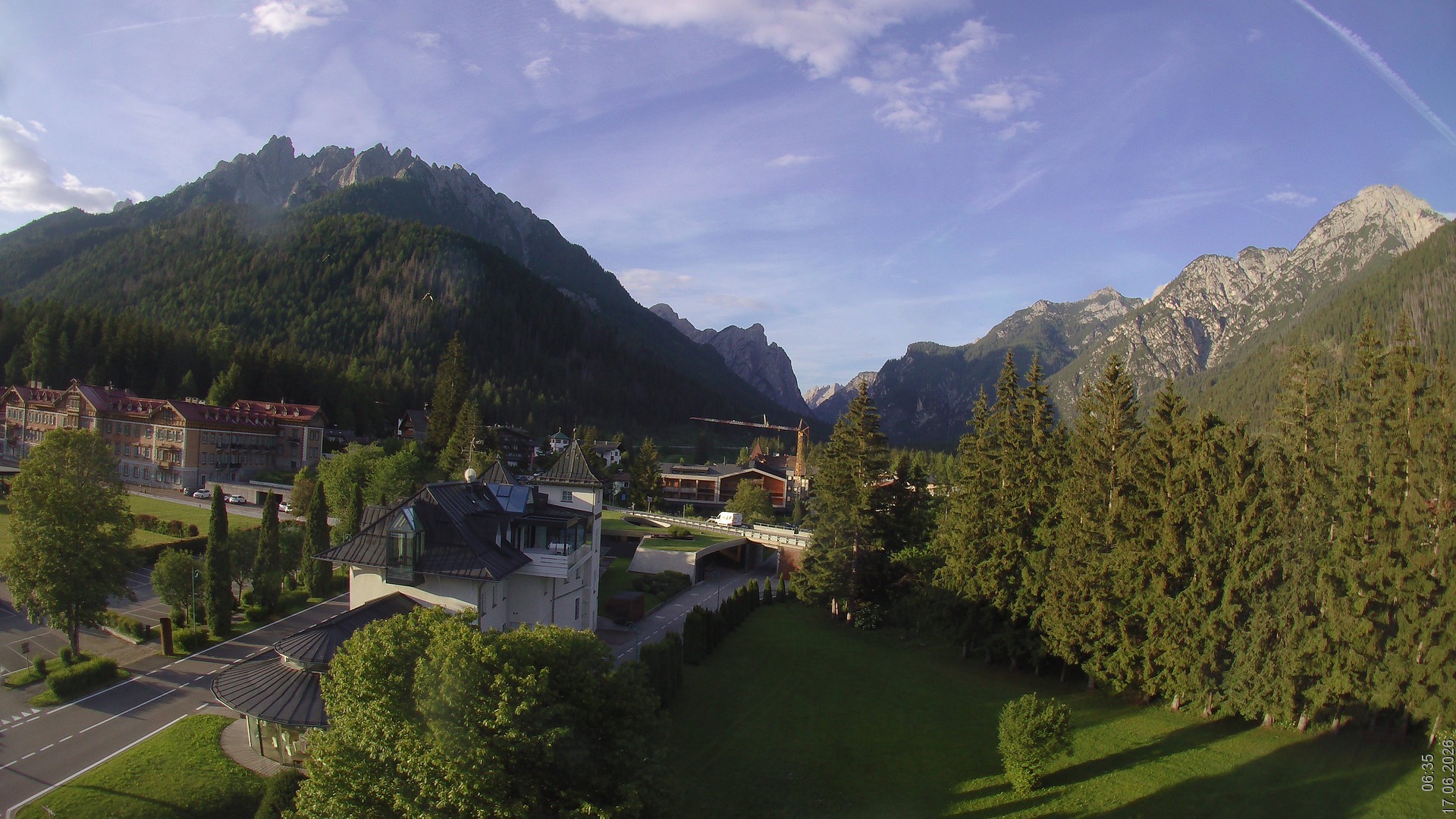 Archiv Foto Webcam Apparthotel Germania – Blick auf das Höhlensteintal