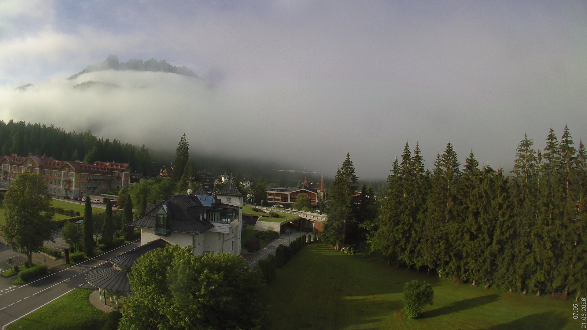 Archiv Foto Webcam Apparthotel Germania – Blick auf das Höhlensteintal