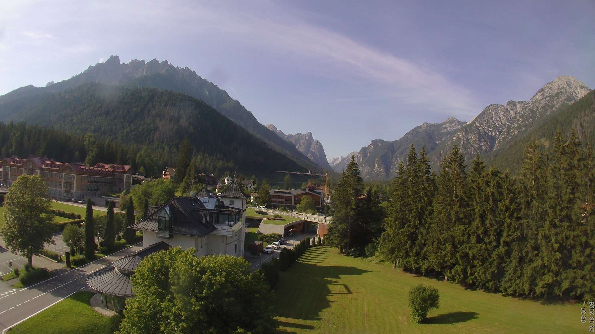 Archiv Foto Webcam Apparthotel Germania – Blick auf das Höhlensteintal