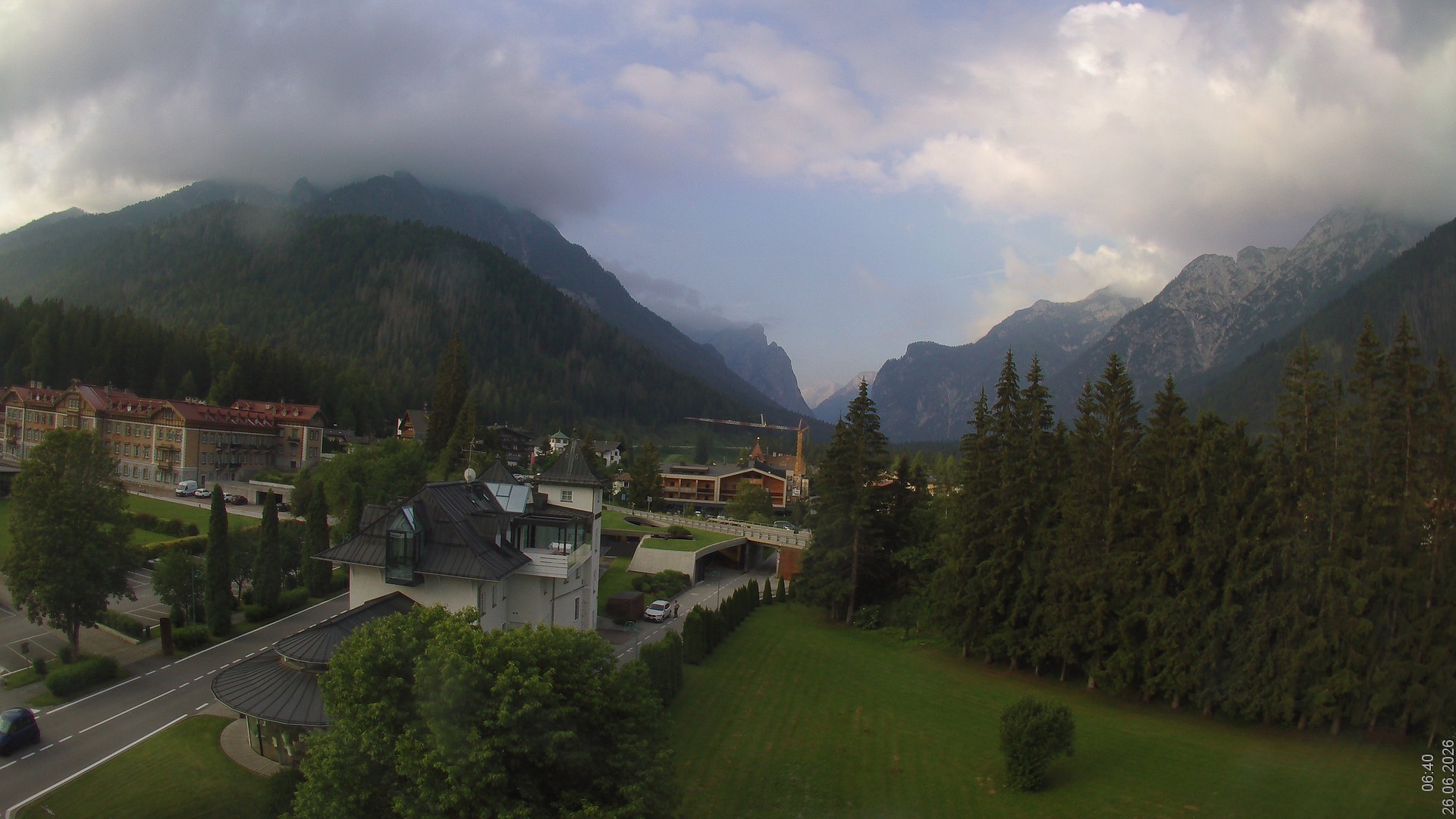 Archived image Webcam Apparthotel Germania - Höhlenstein Valley