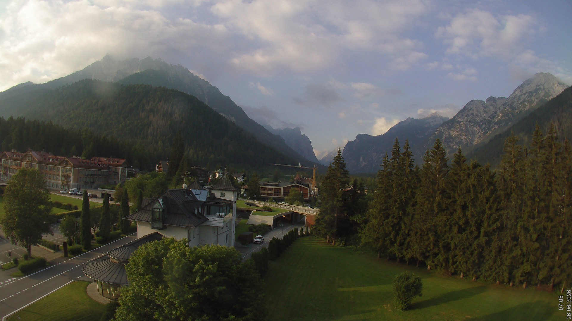 Archived image Webcam Apparthotel Germania - Höhlenstein Valley
