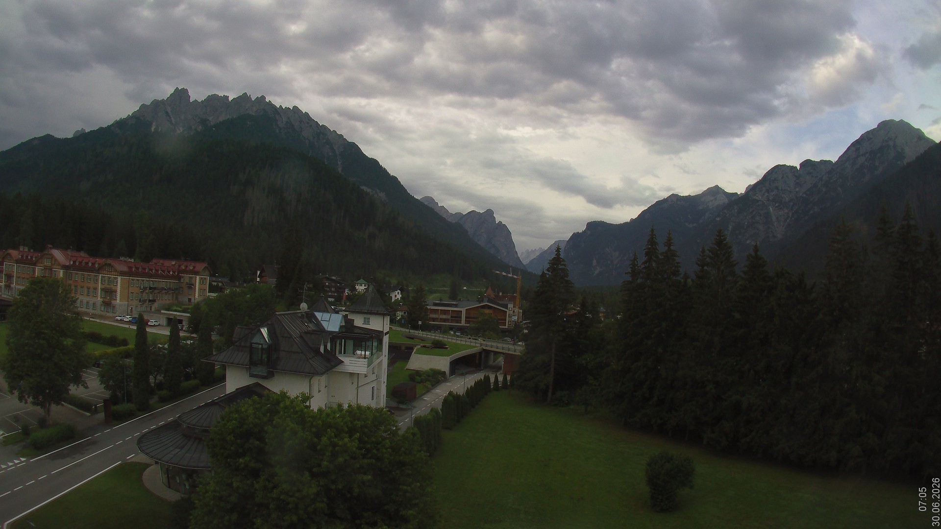 Archived image Webcam Apparthotel Germania - Höhlenstein Valley