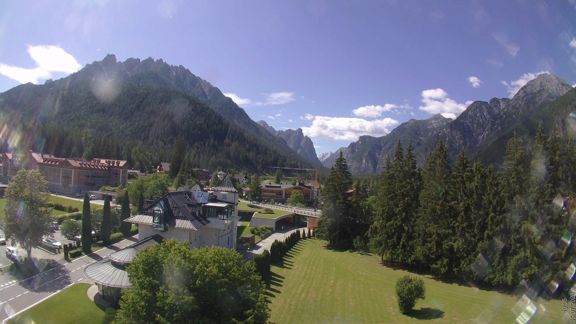 Archived image Webcam Apparthotel Germania - Höhlenstein Valley