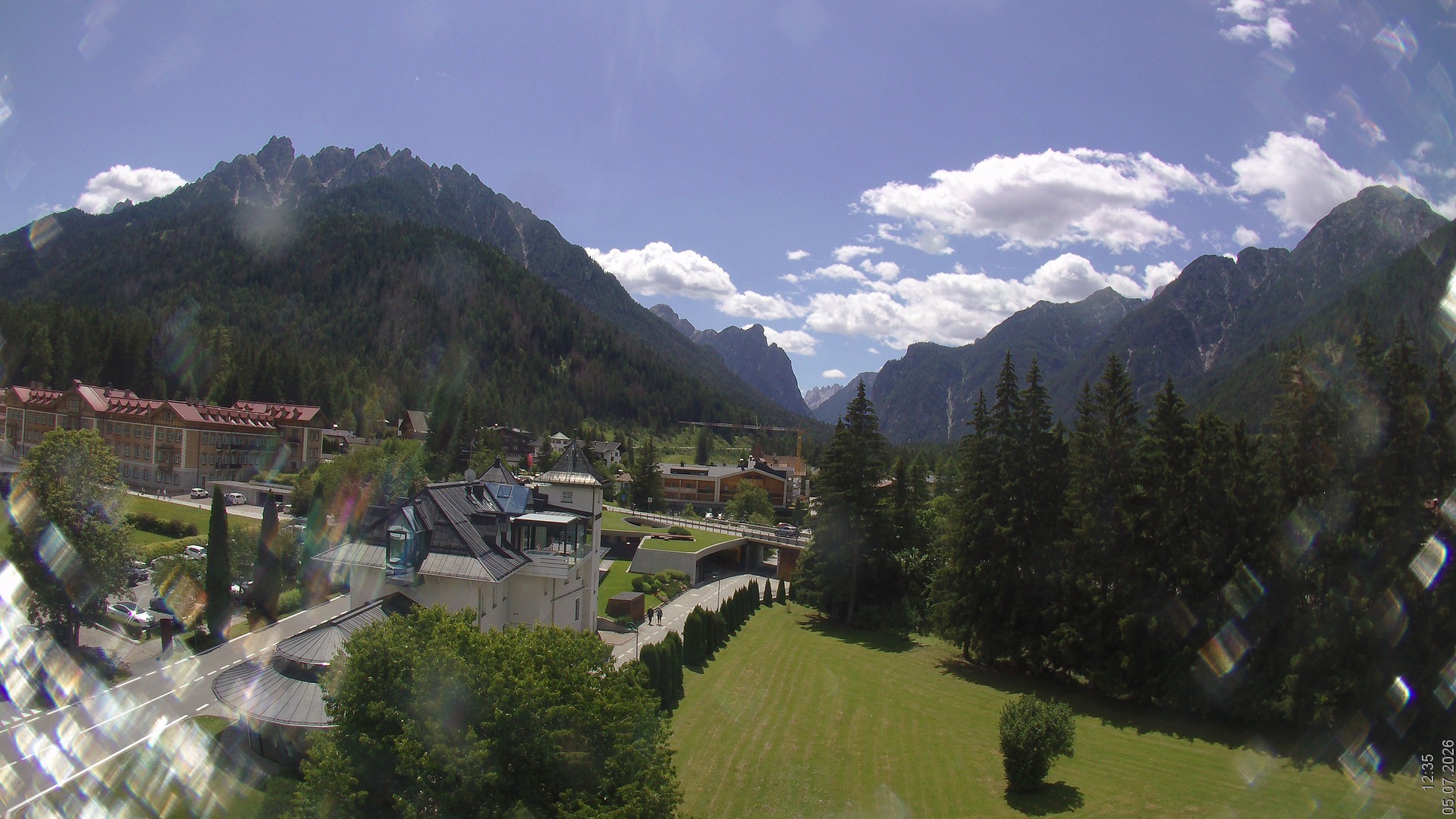 Archived image Webcam Apparthotel Germania - Höhlenstein Valley