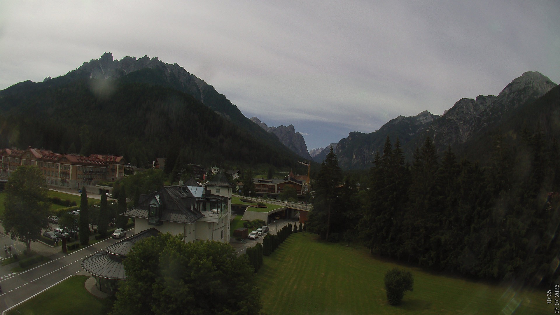 Archived image Webcam Apparthotel Germania - Höhlenstein Valley