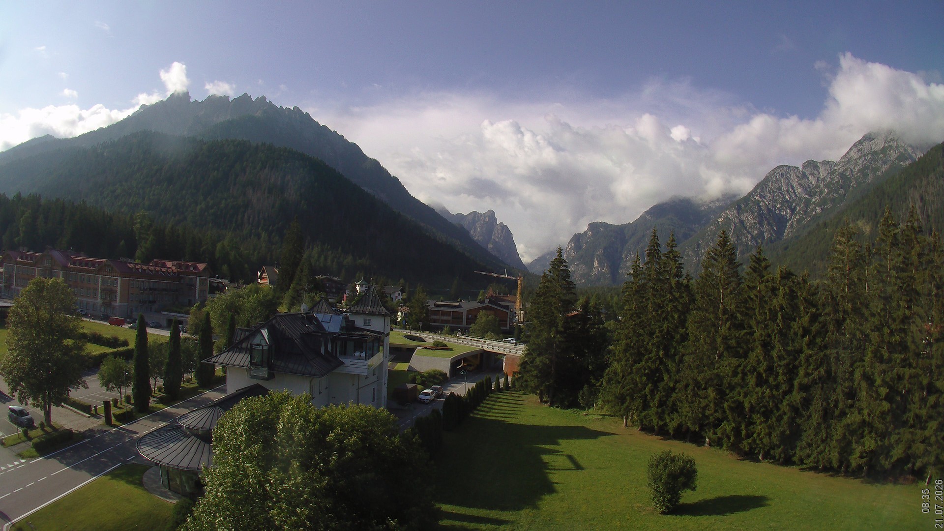 Archived image Webcam Apparthotel Germania - Höhlenstein Valley