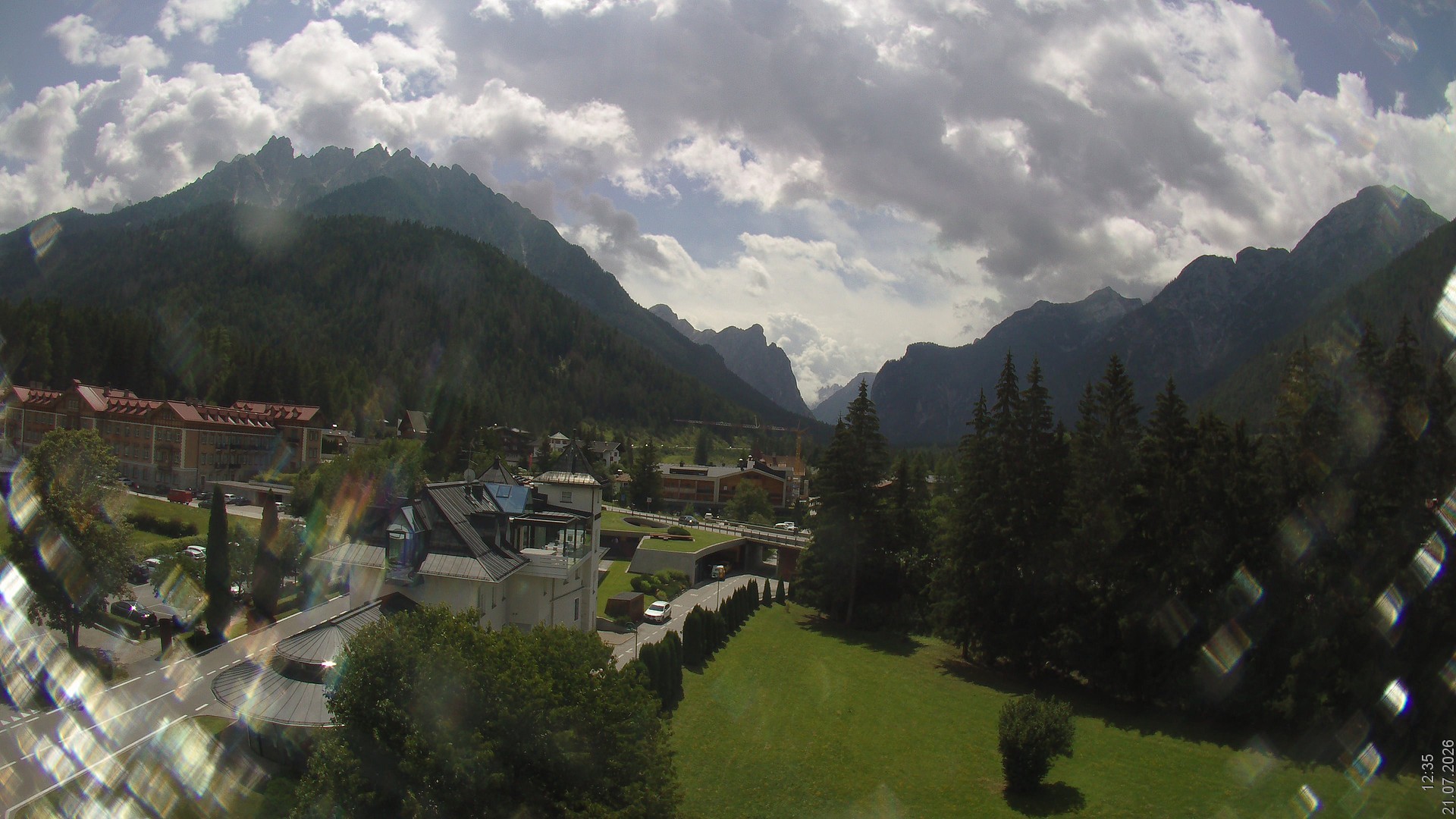 Archived image Webcam Apparthotel Germania - Höhlenstein Valley