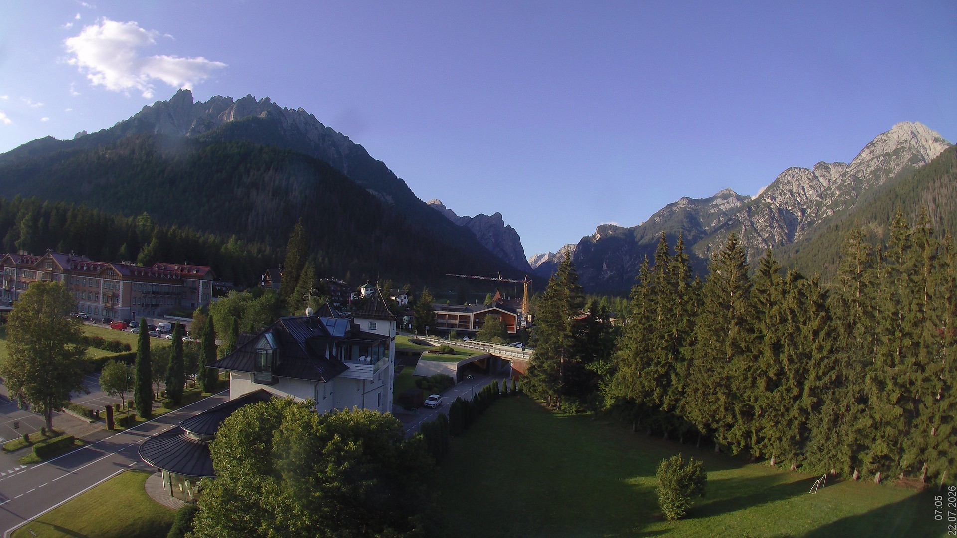 Archiv Foto Webcam Apparthotel Germania – Blick auf das Höhlensteintal