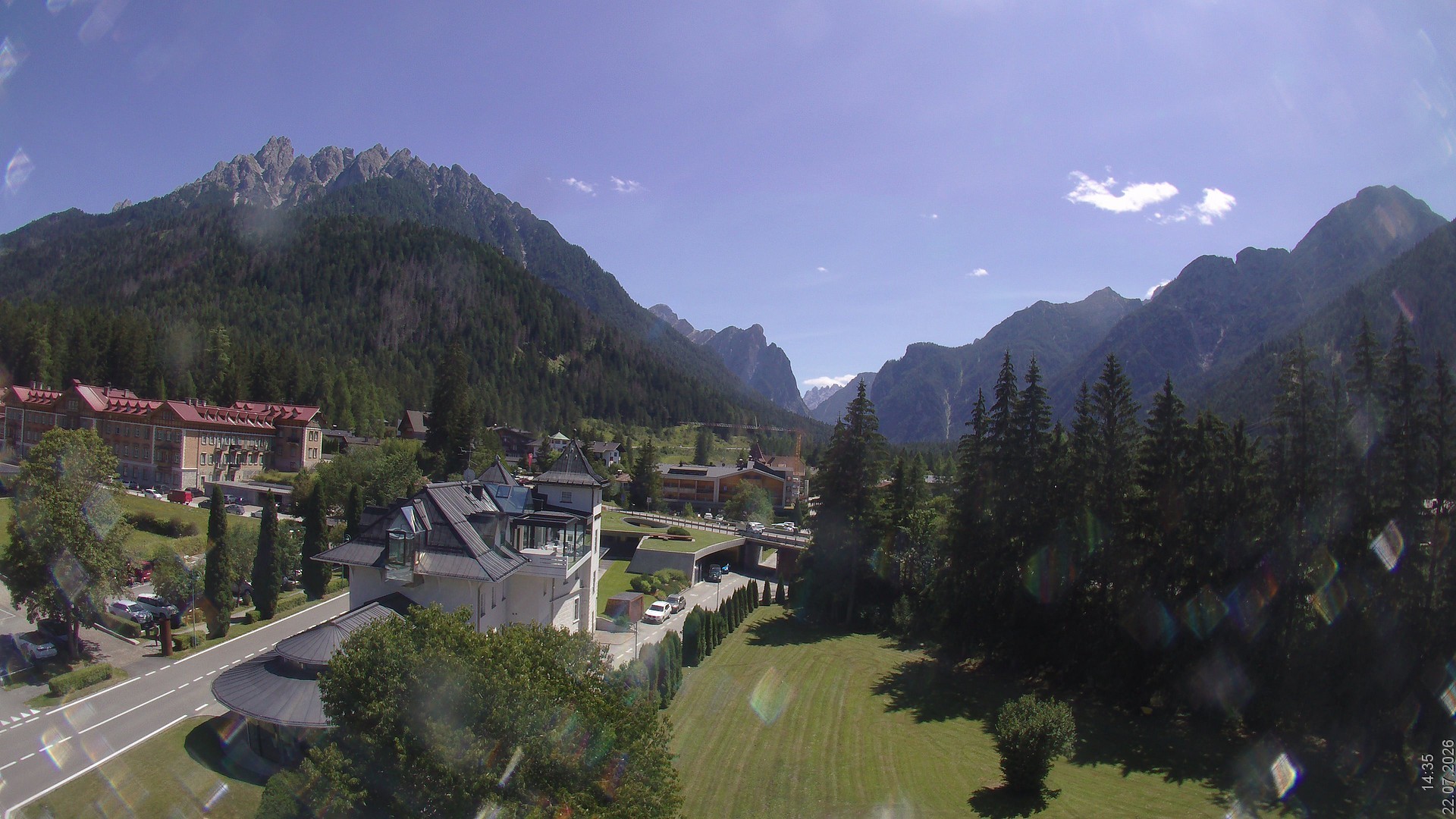 Archiv Foto Webcam Apparthotel Germania – Blick auf das Höhlensteintal