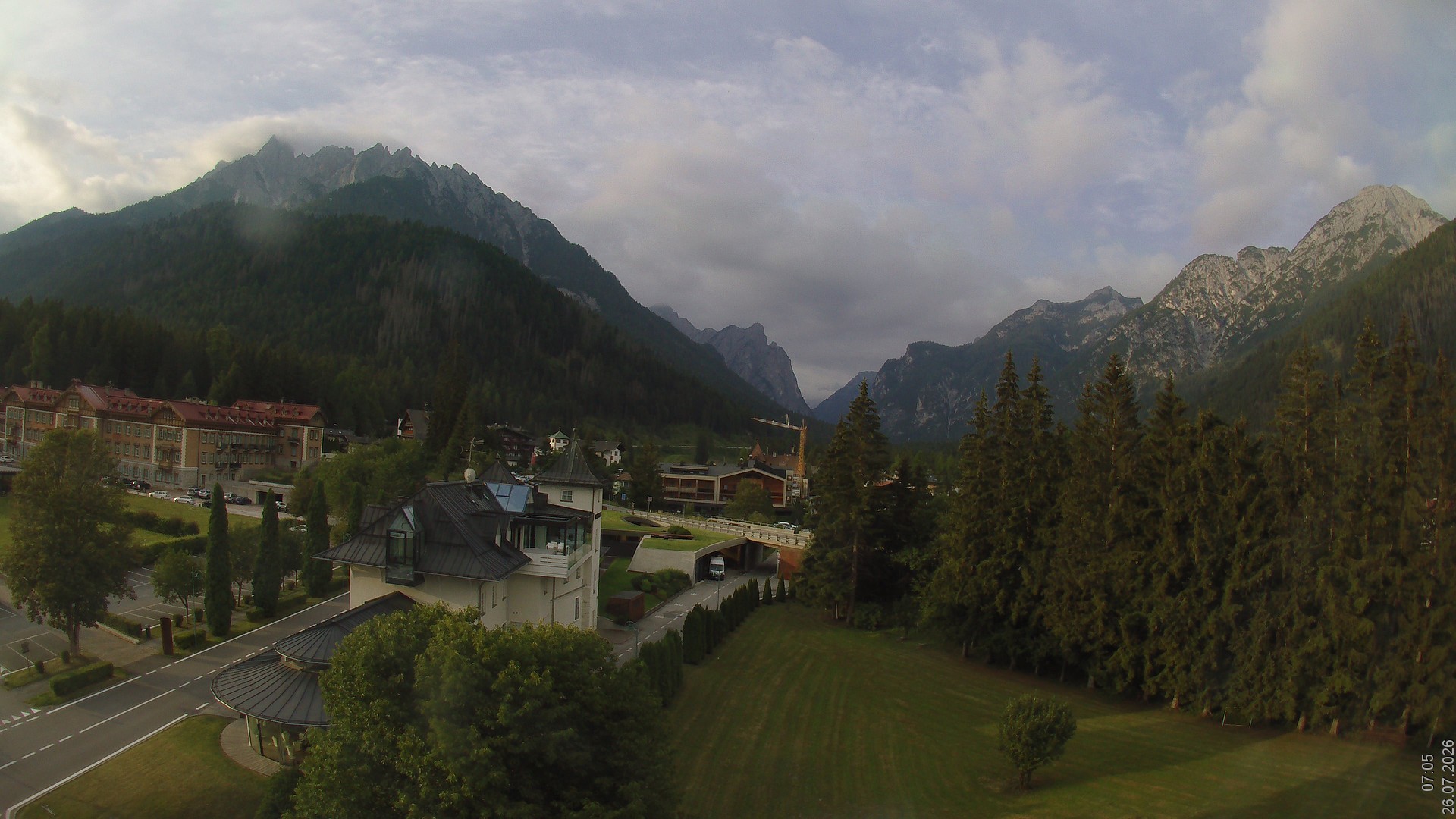 Archived image Webcam Apparthotel Germania - Höhlenstein Valley