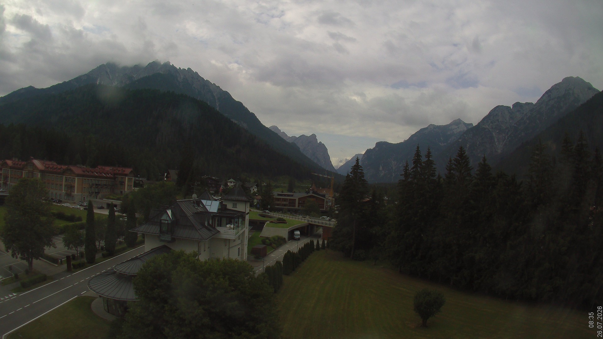Archived image Webcam Apparthotel Germania - Höhlenstein Valley