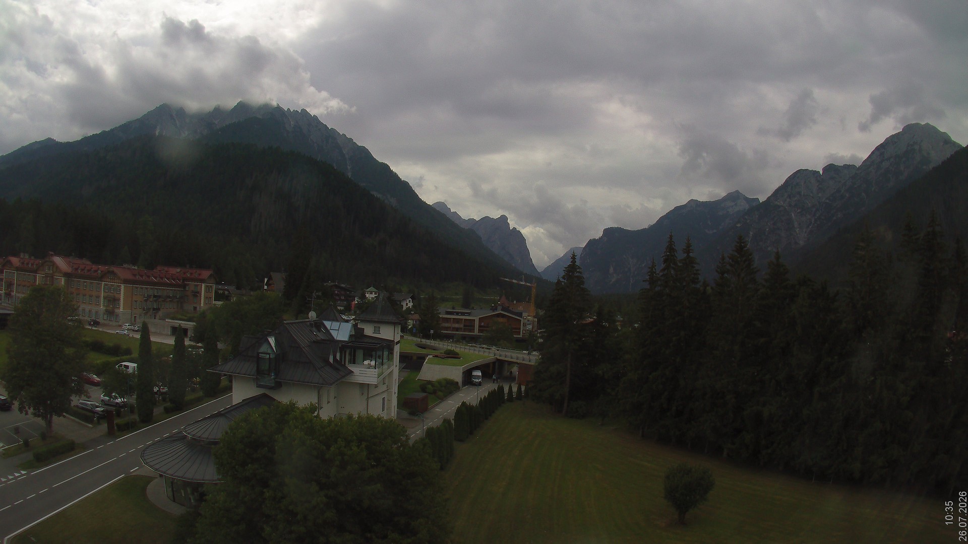 Archived image Webcam Apparthotel Germania - Höhlenstein Valley