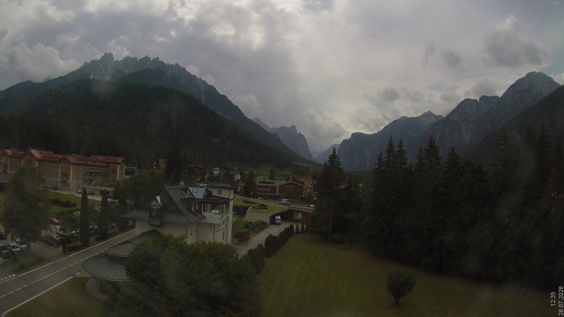 Archived image Webcam Apparthotel Germania - Höhlenstein Valley