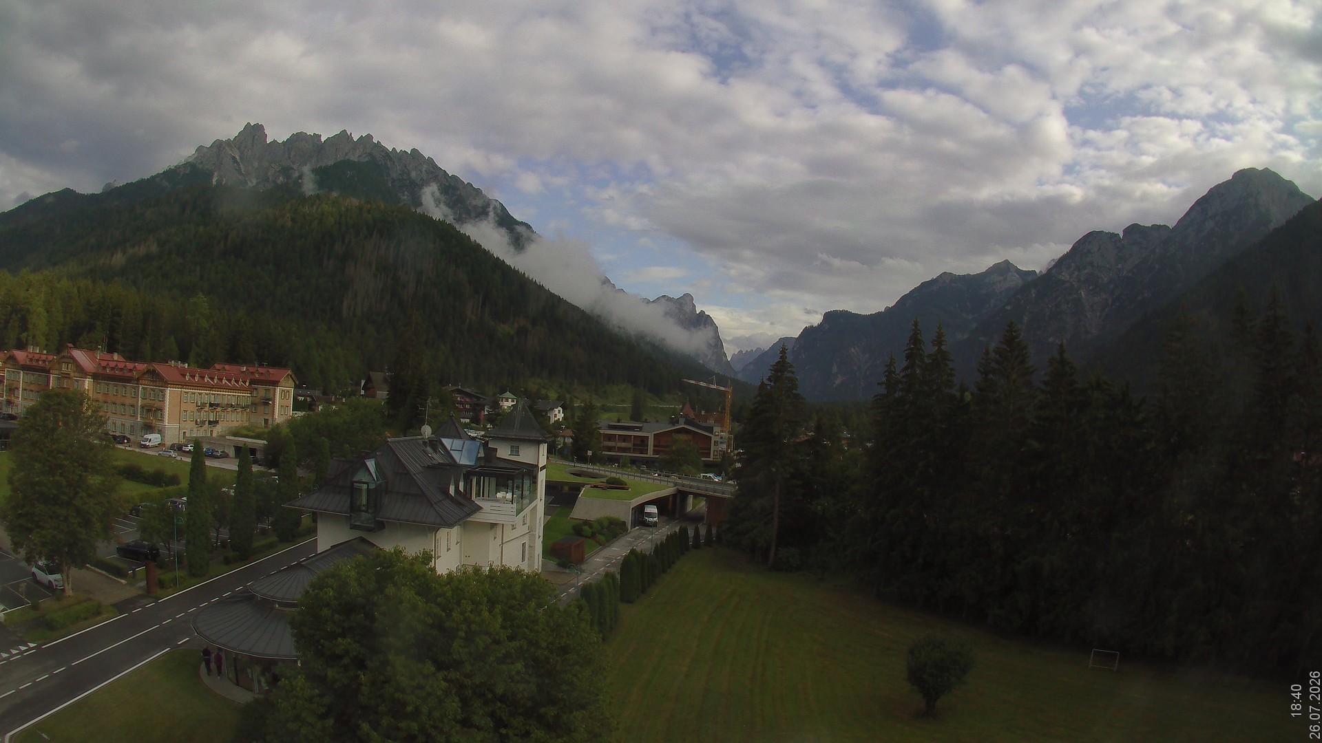 Archived image Webcam Apparthotel Germania - Höhlenstein Valley