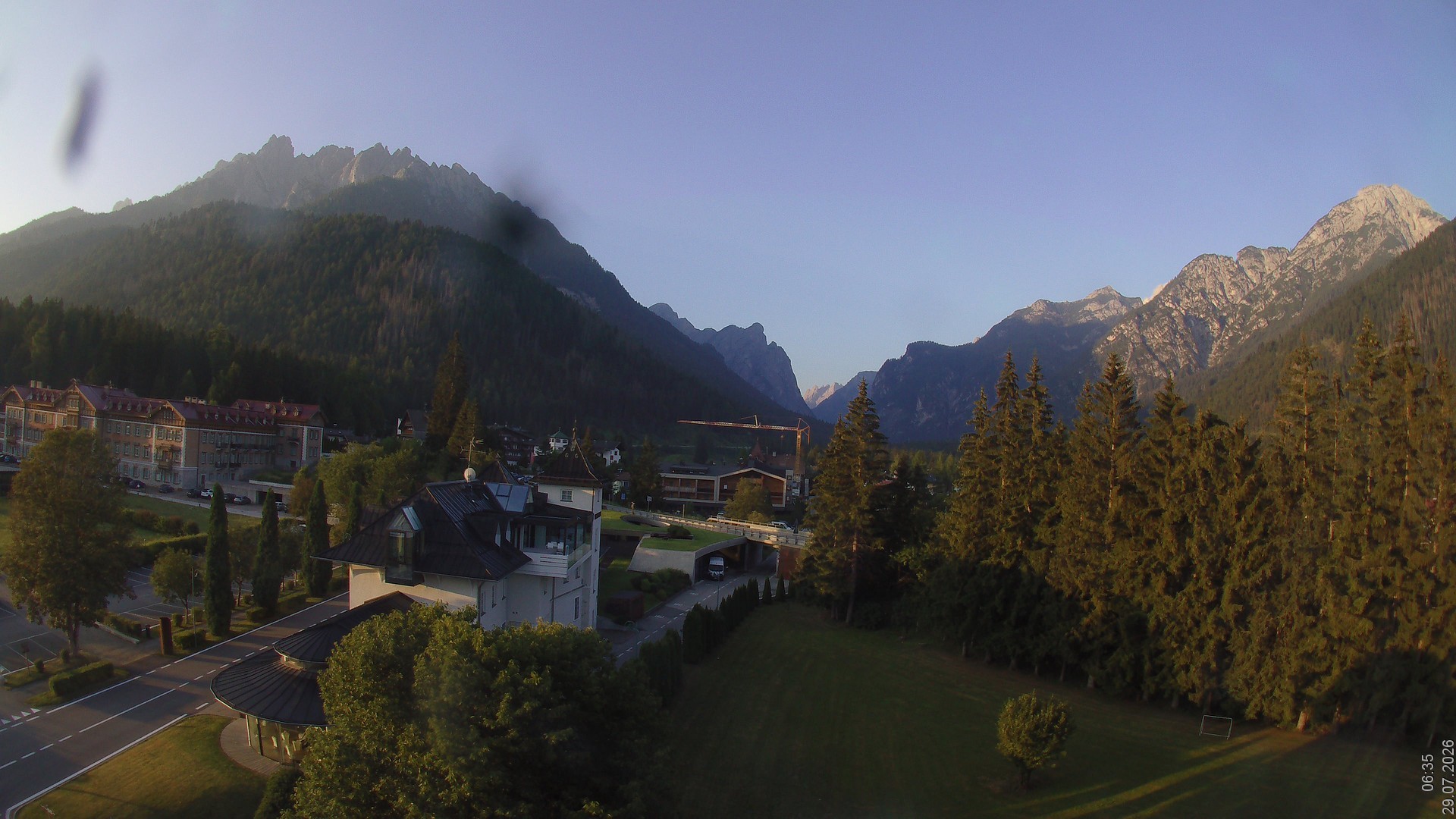Archiv Foto Webcam Apparthotel Germania – Blick auf das Höhlensteintal