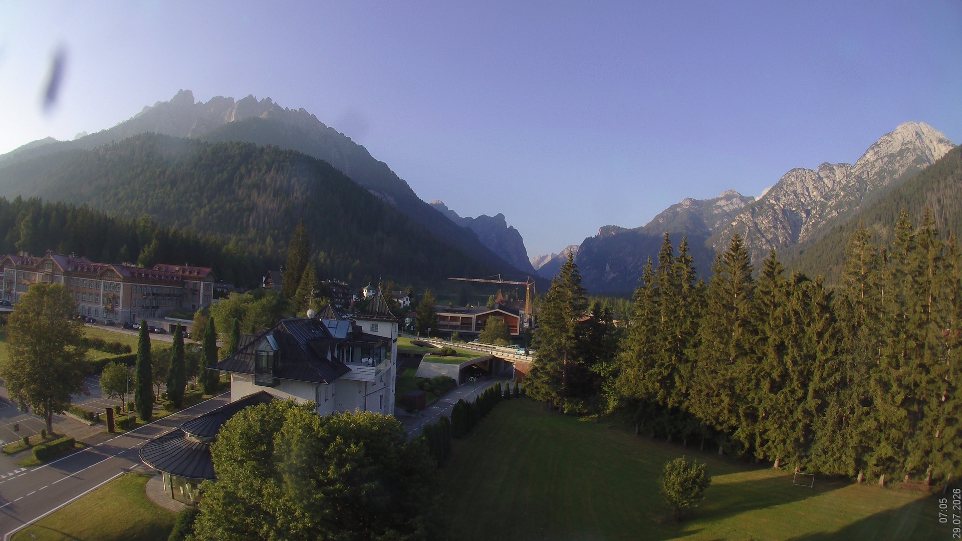 Archiv Foto Webcam Apparthotel Germania – Blick auf das Höhlensteintal