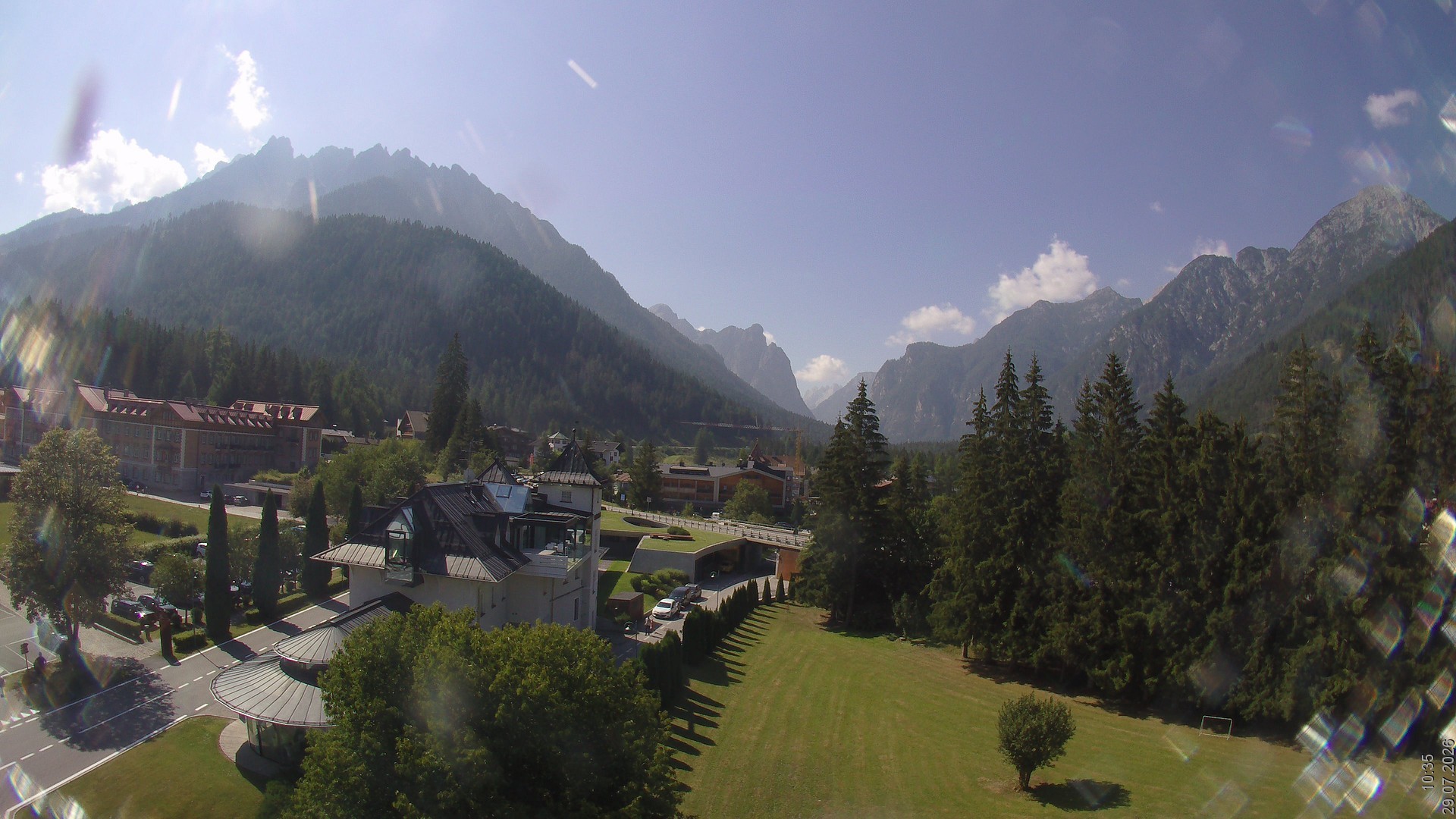 Archiv Foto Webcam Apparthotel Germania – Blick auf das Höhlensteintal