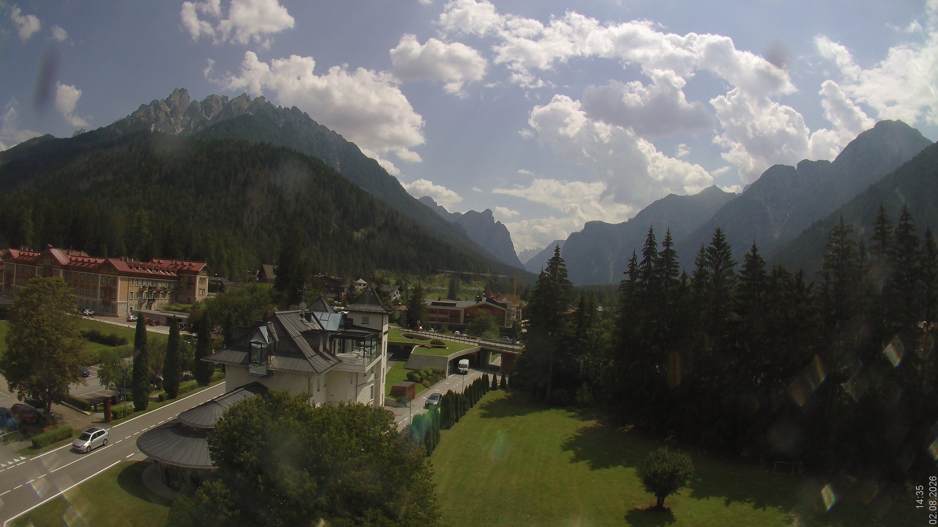 Archiv Foto Webcam Apparthotel Germania – Blick auf das Höhlensteintal
