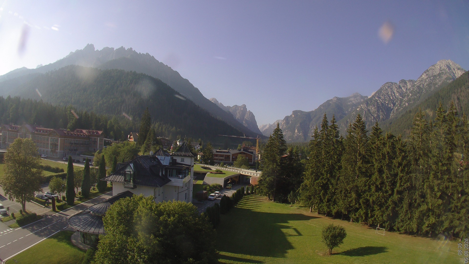 Archiv Foto Webcam Apparthotel Germania – Blick auf das Höhlensteintal