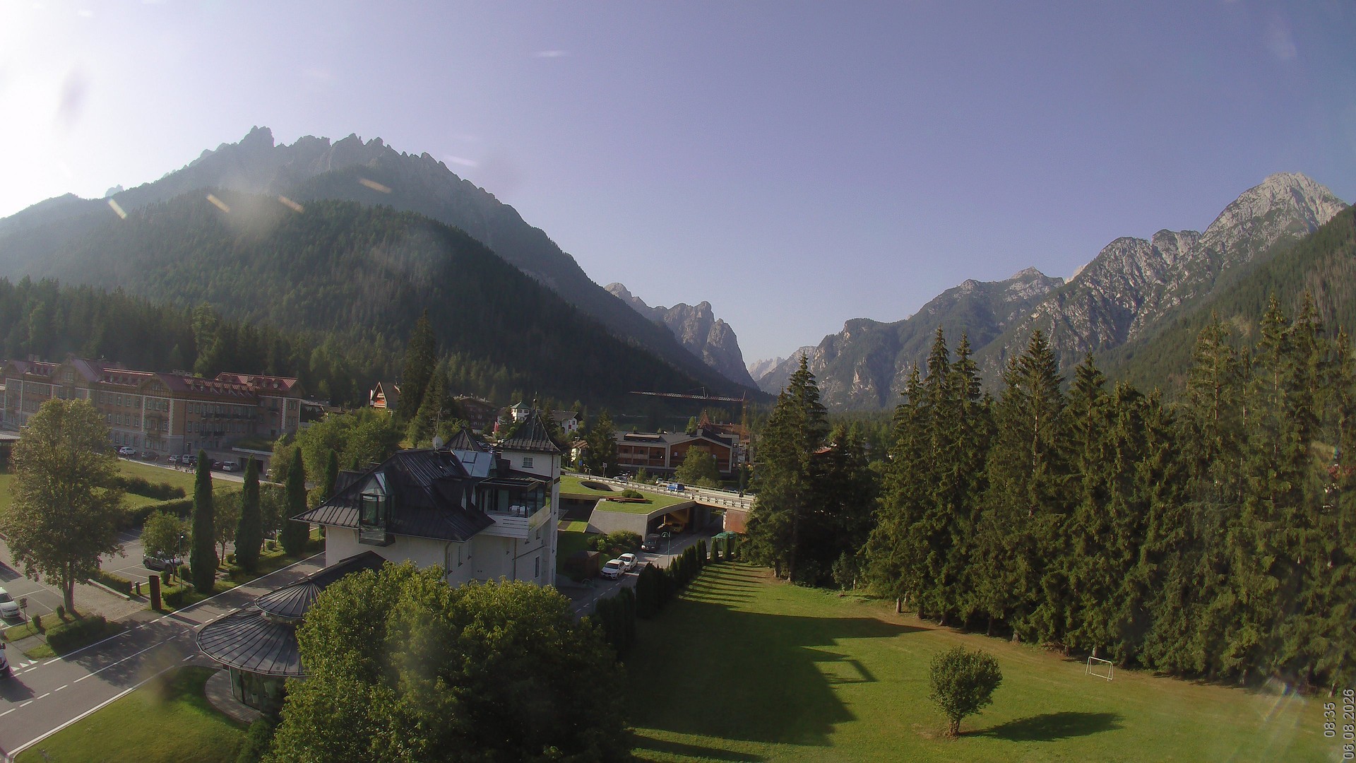 Archiv Foto Webcam Apparthotel Germania – Blick auf das Höhlensteintal