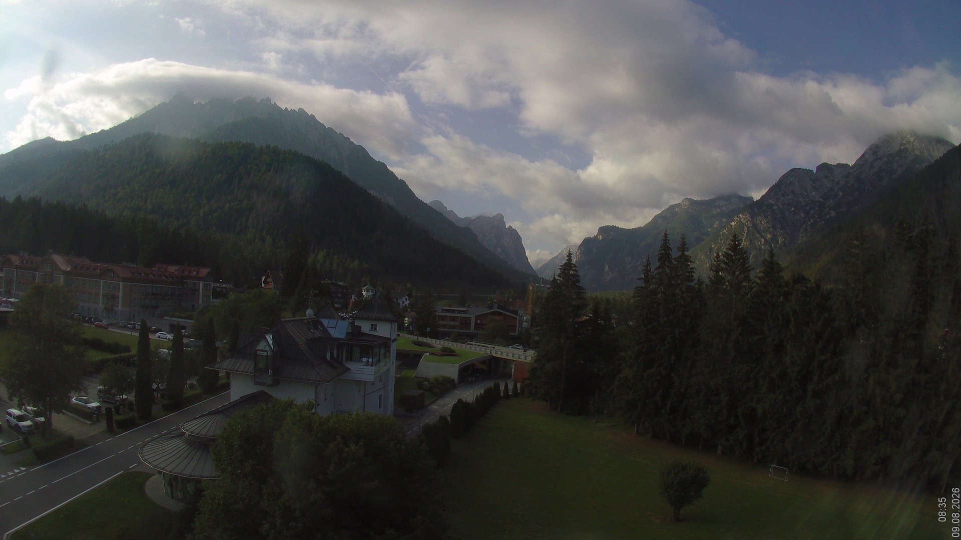 Archived image Webcam Apparthotel Germania - Höhlenstein Valley