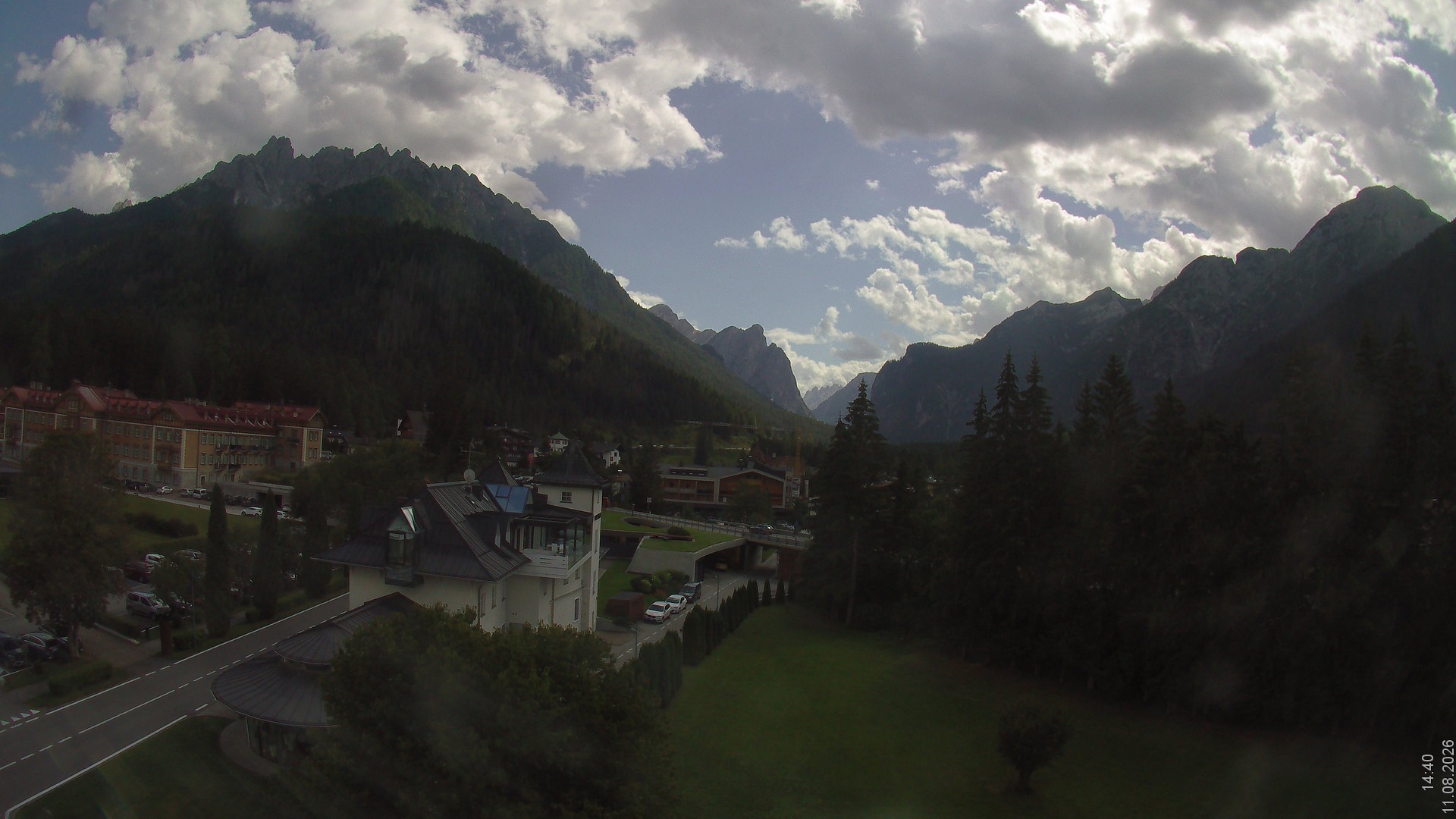 Archived image Webcam Apparthotel Germania - Höhlenstein Valley