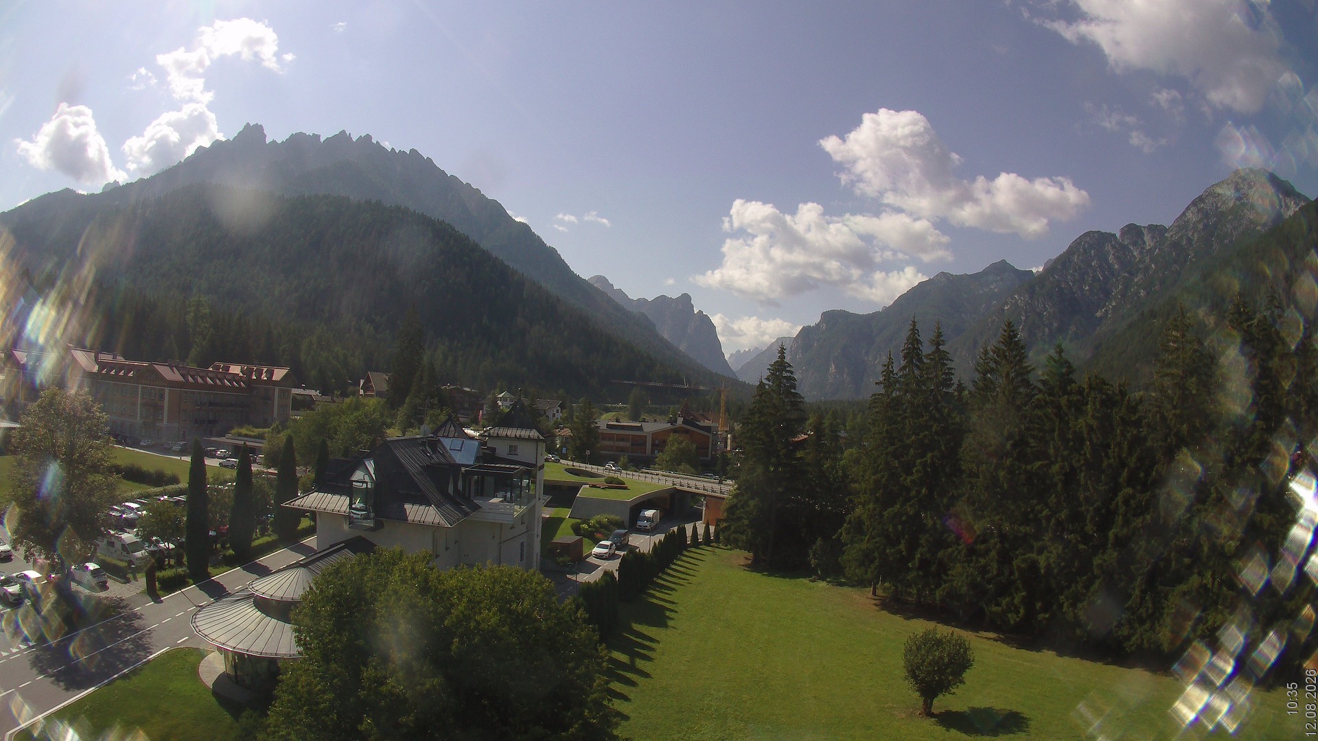 Archiv Foto Webcam Apparthotel Germania – Blick auf das Höhlensteintal