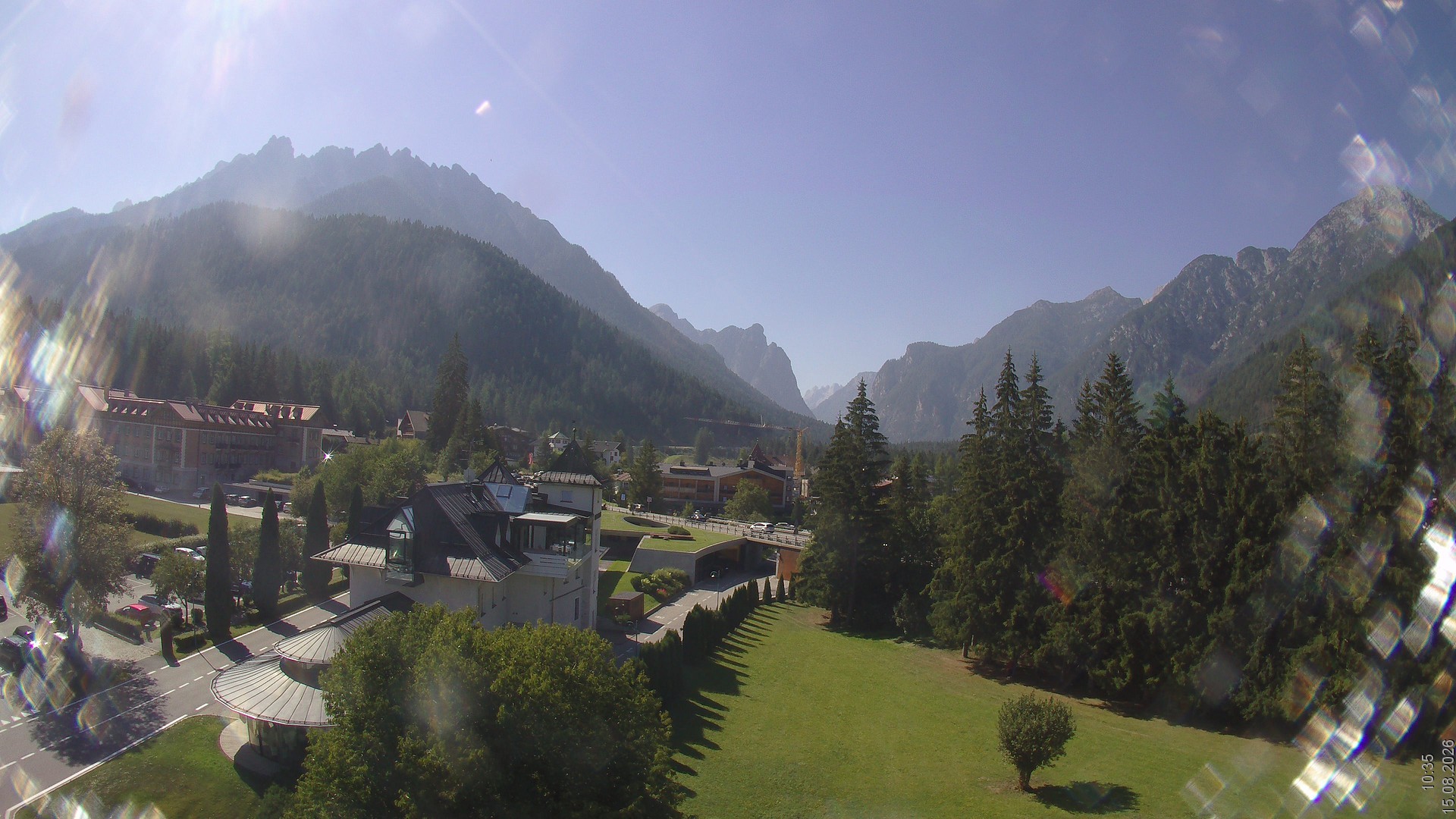 Archiv Foto Webcam Apparthotel Germania – Blick auf das Höhlensteintal
