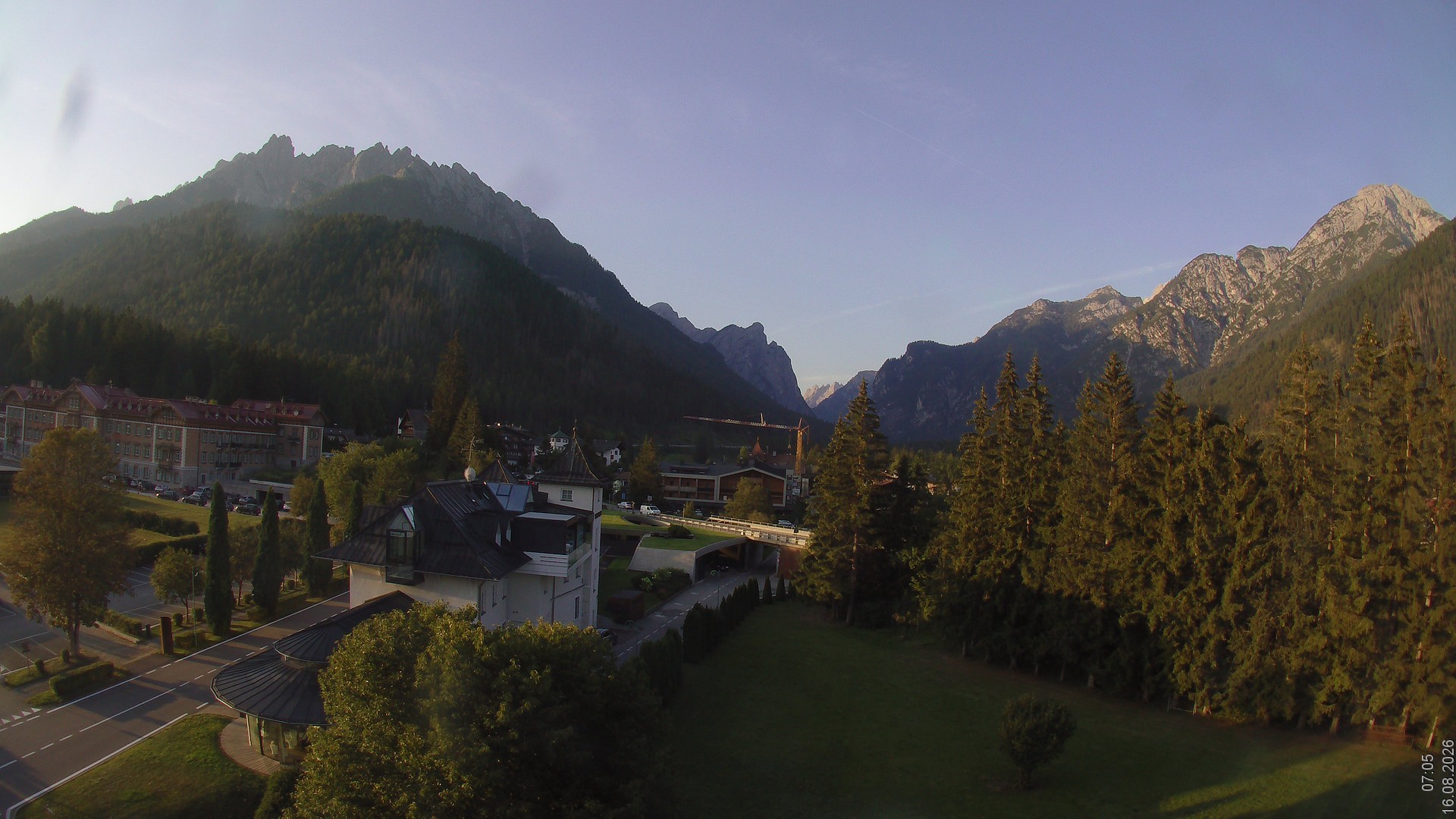 Archiv Foto Webcam Apparthotel Germania – Blick auf das Höhlensteintal