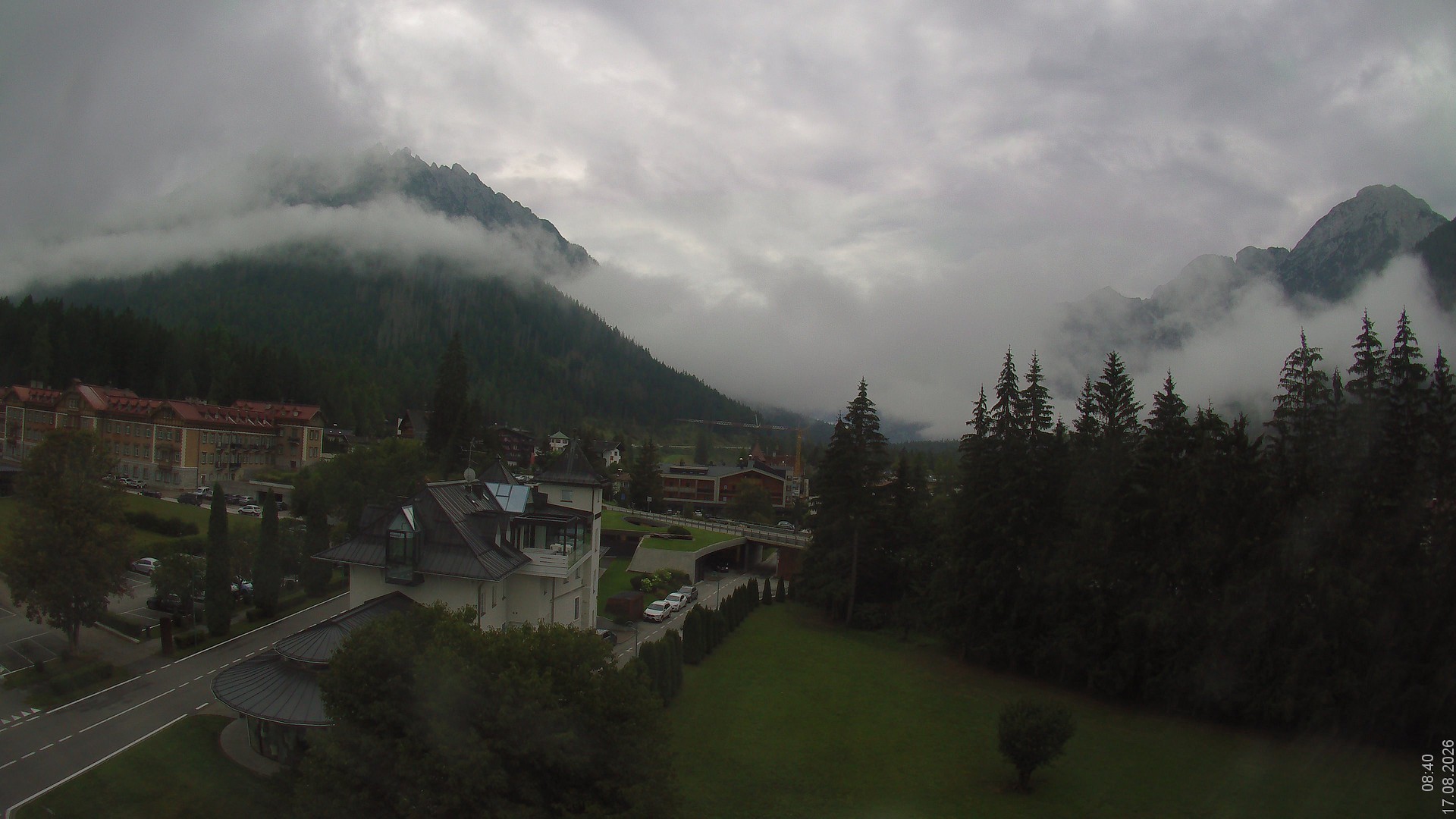 Archiv Foto Webcam Apparthotel Germania – Blick auf das Höhlensteintal