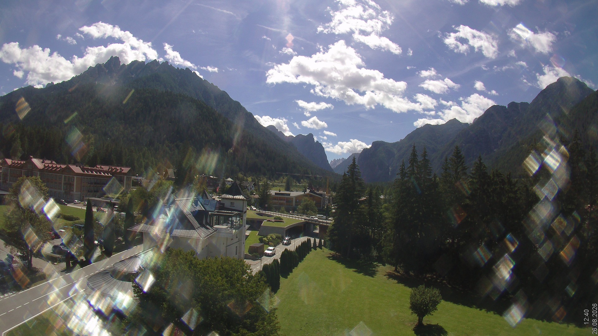 Archiv Foto Webcam Apparthotel Germania – Blick auf das Höhlensteintal