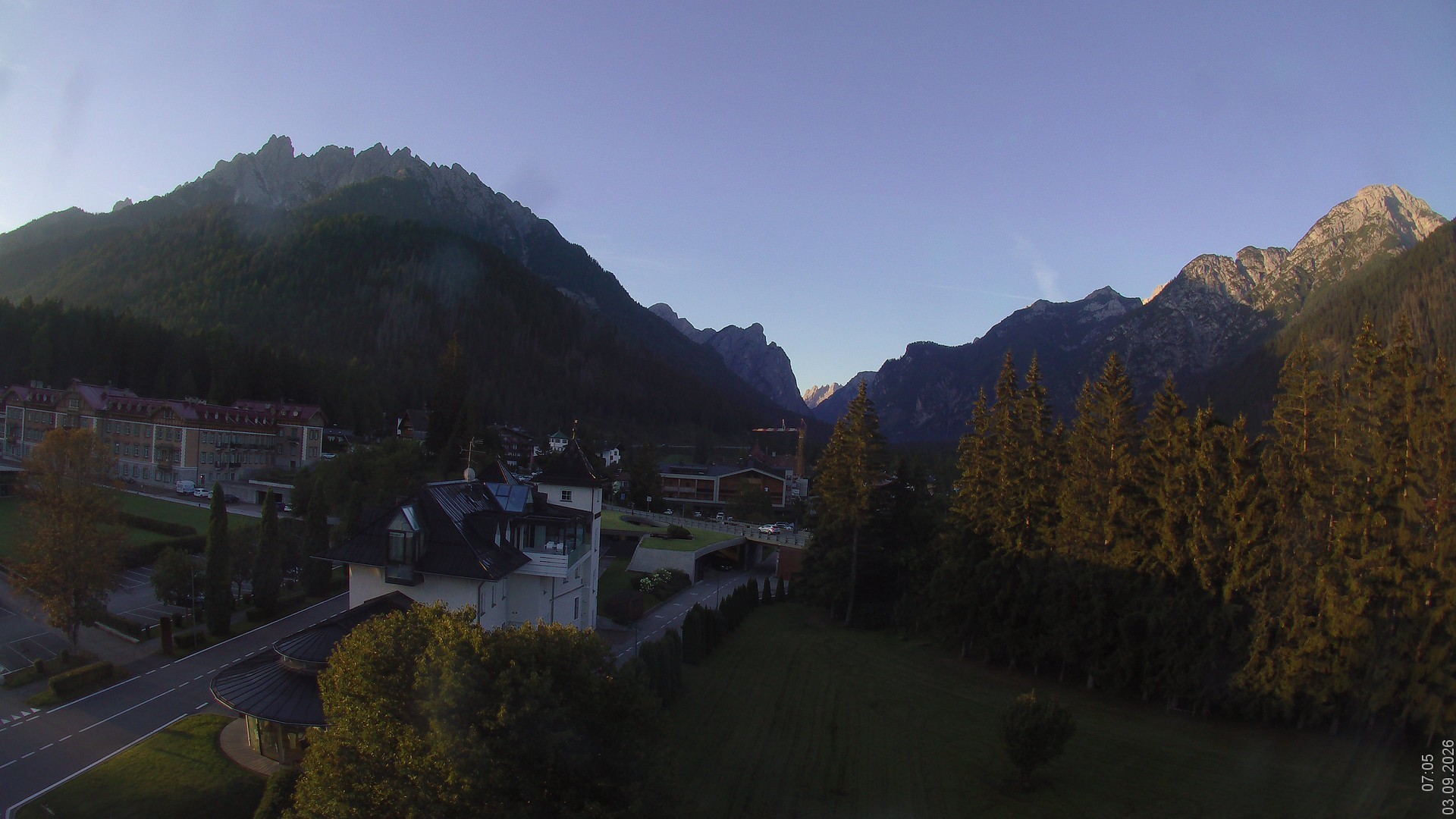 Archived image Webcam Apparthotel Germania - Höhlenstein Valley