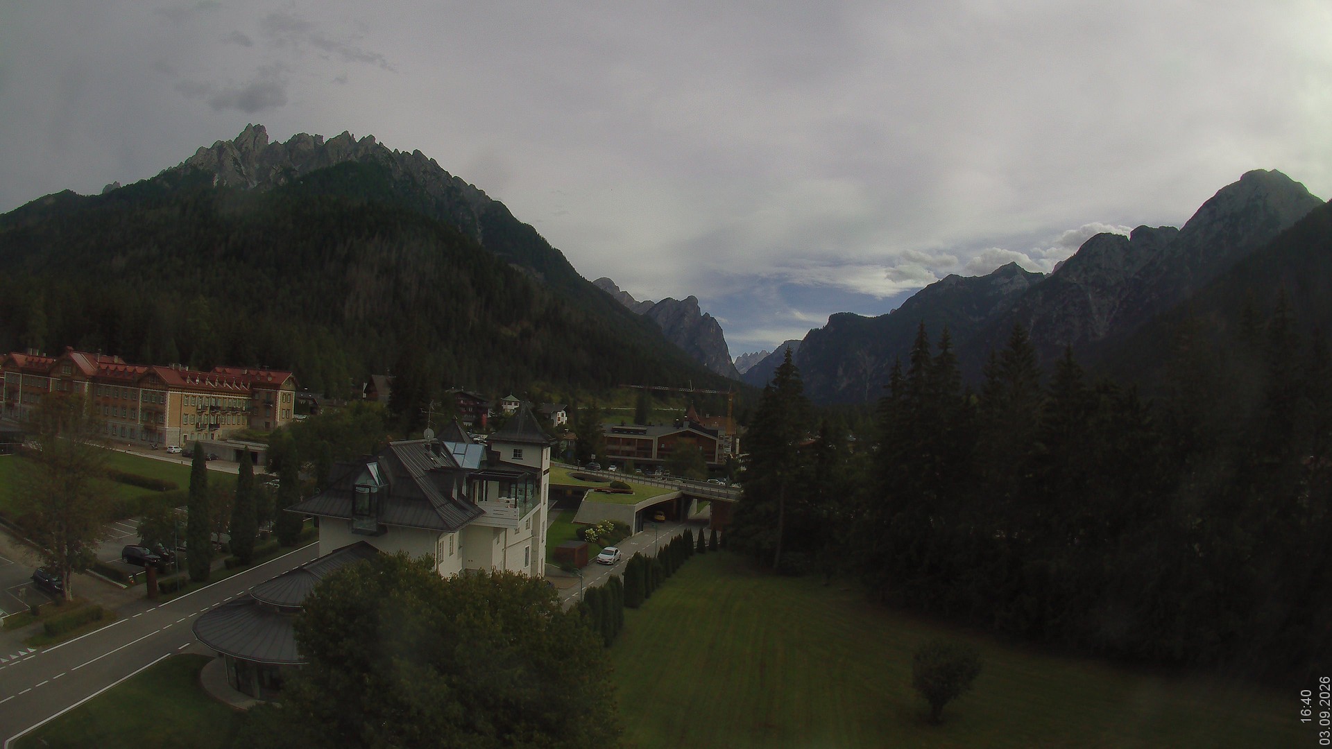 Archived image Webcam Apparthotel Germania - Höhlenstein Valley