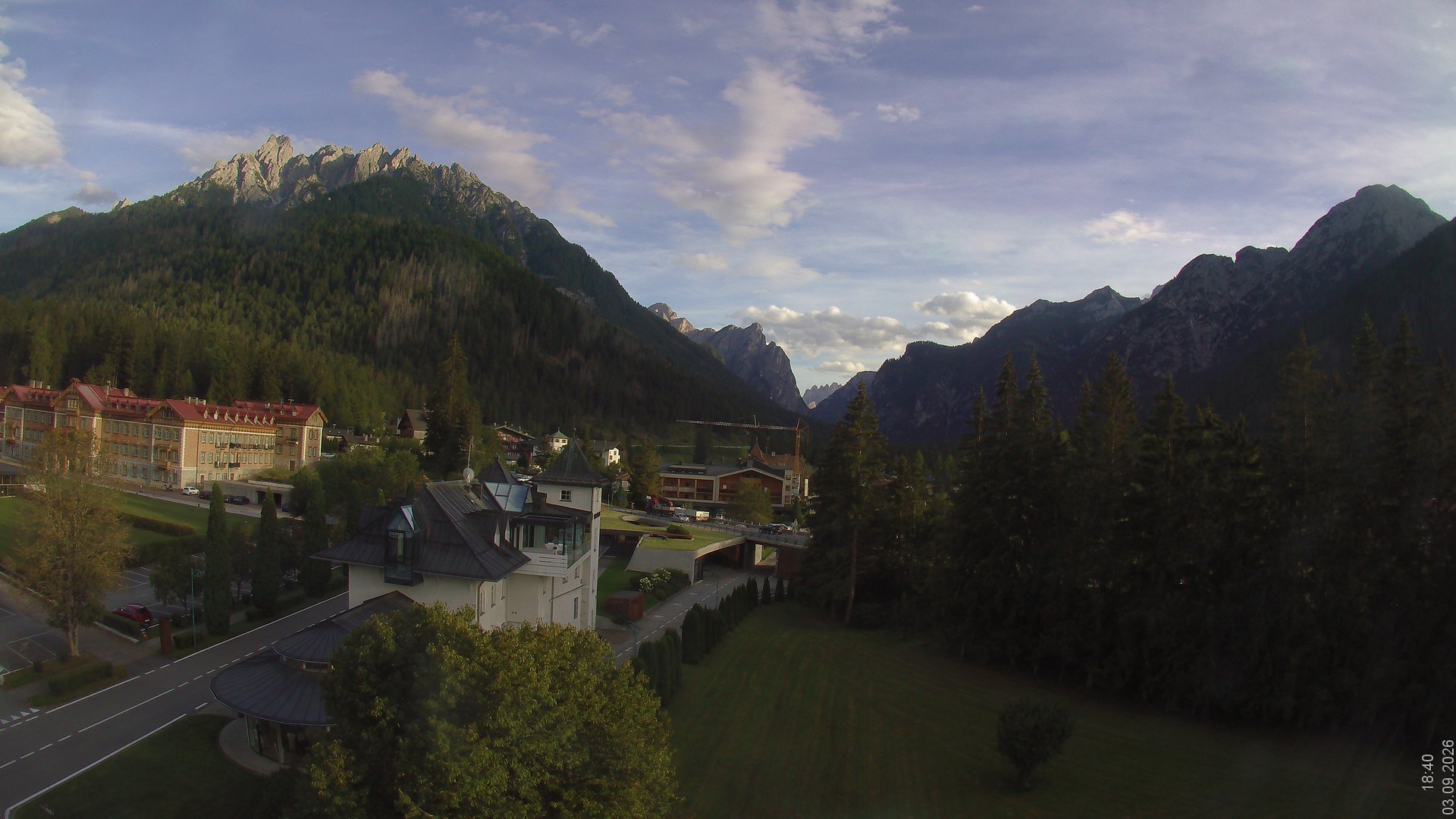 Archived image Webcam Apparthotel Germania - Höhlenstein Valley