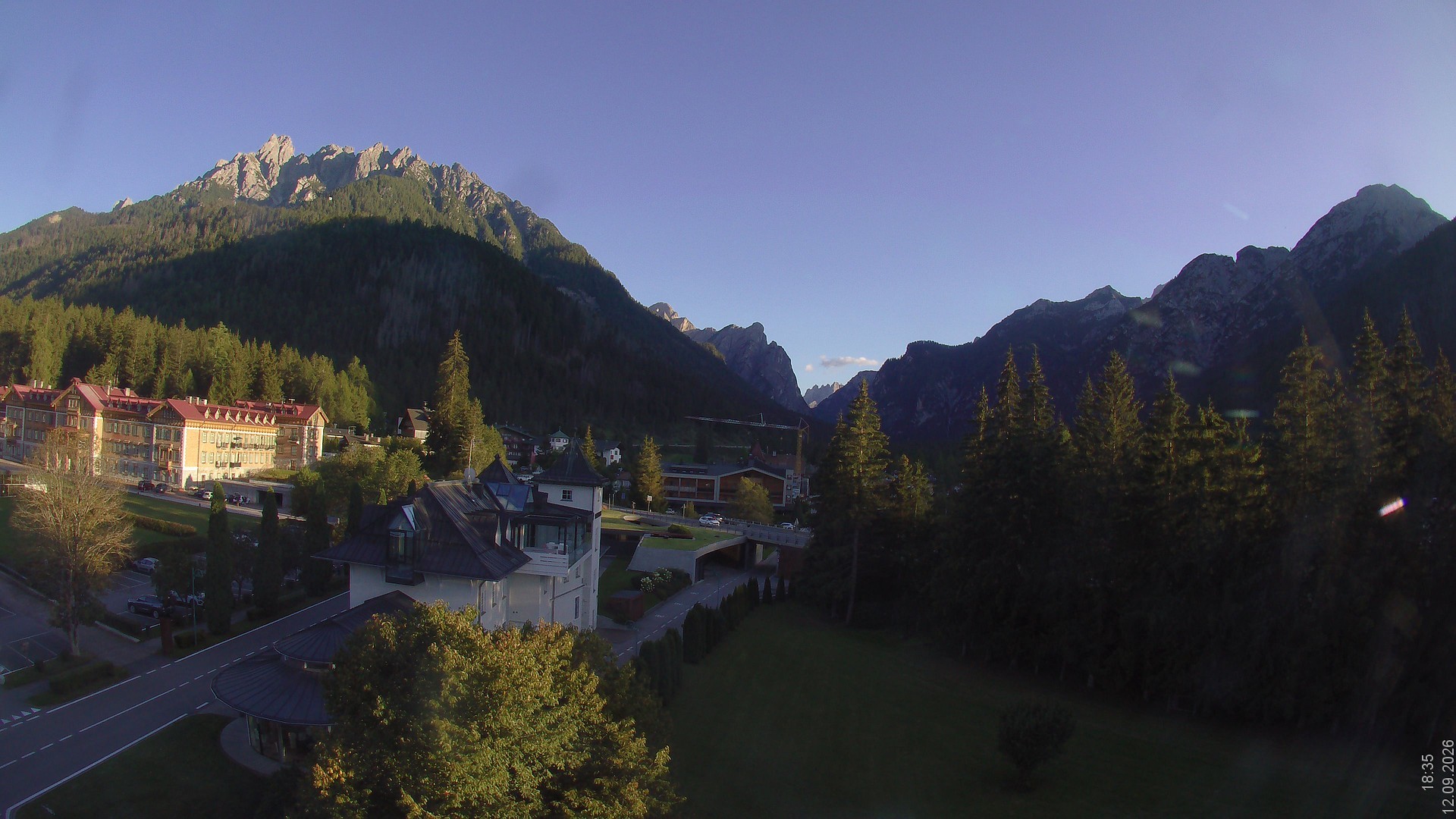 Archiv Foto Webcam Apparthotel Germania – Blick auf das Höhlensteintal