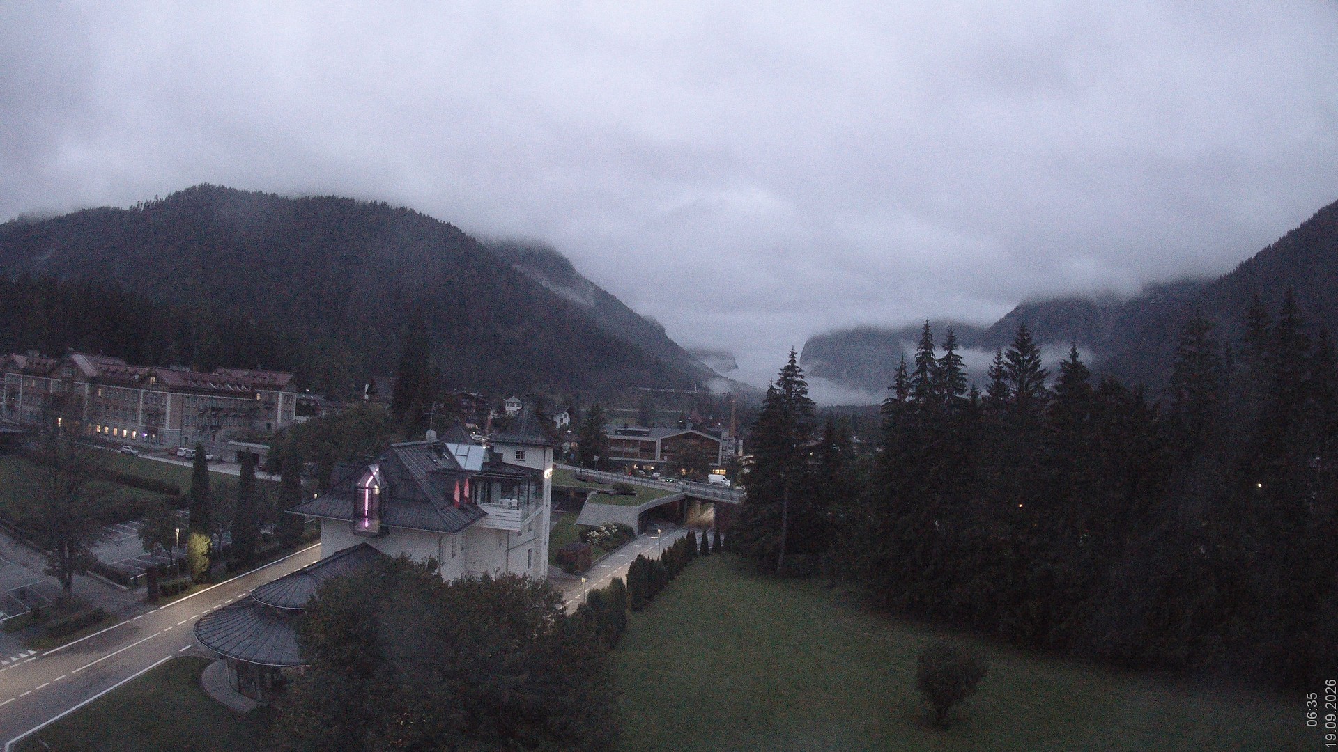 Archived image Webcam Apparthotel Germania - Höhlenstein Valley
