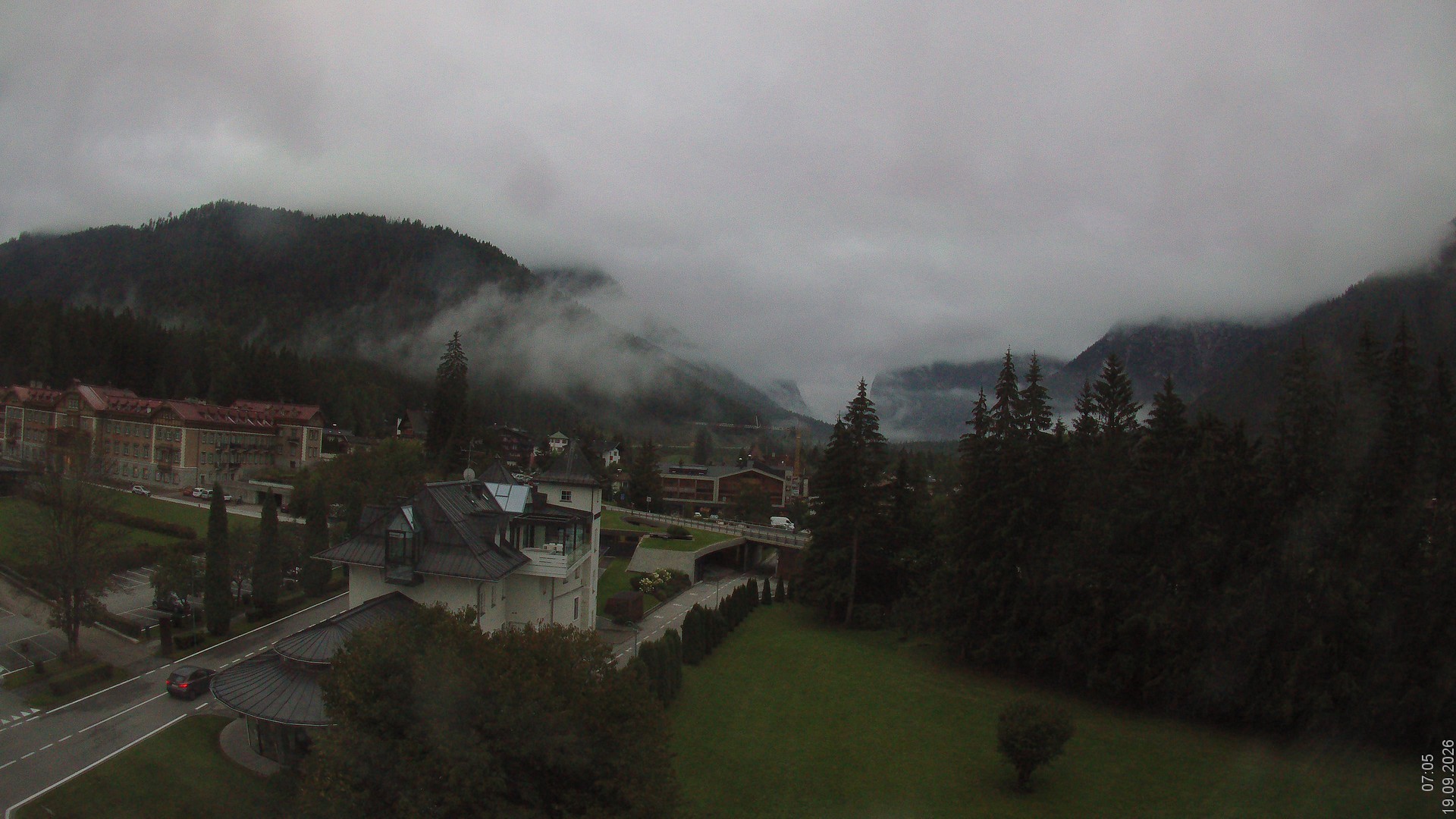 Archived image Webcam Apparthotel Germania - Höhlenstein Valley